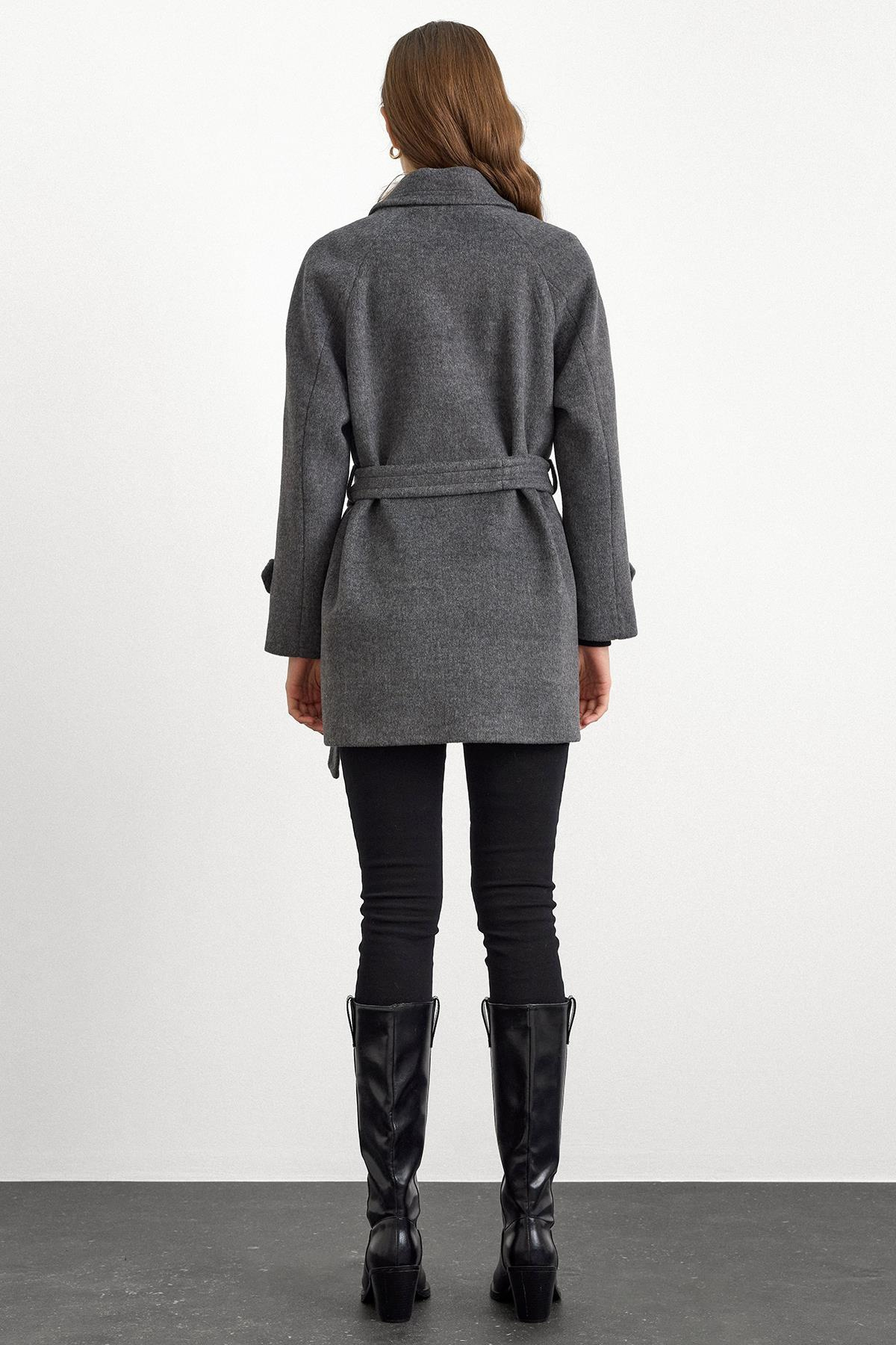 Reglan Kol Kruvaze Kısa Kaban KOYU GRİ 3150