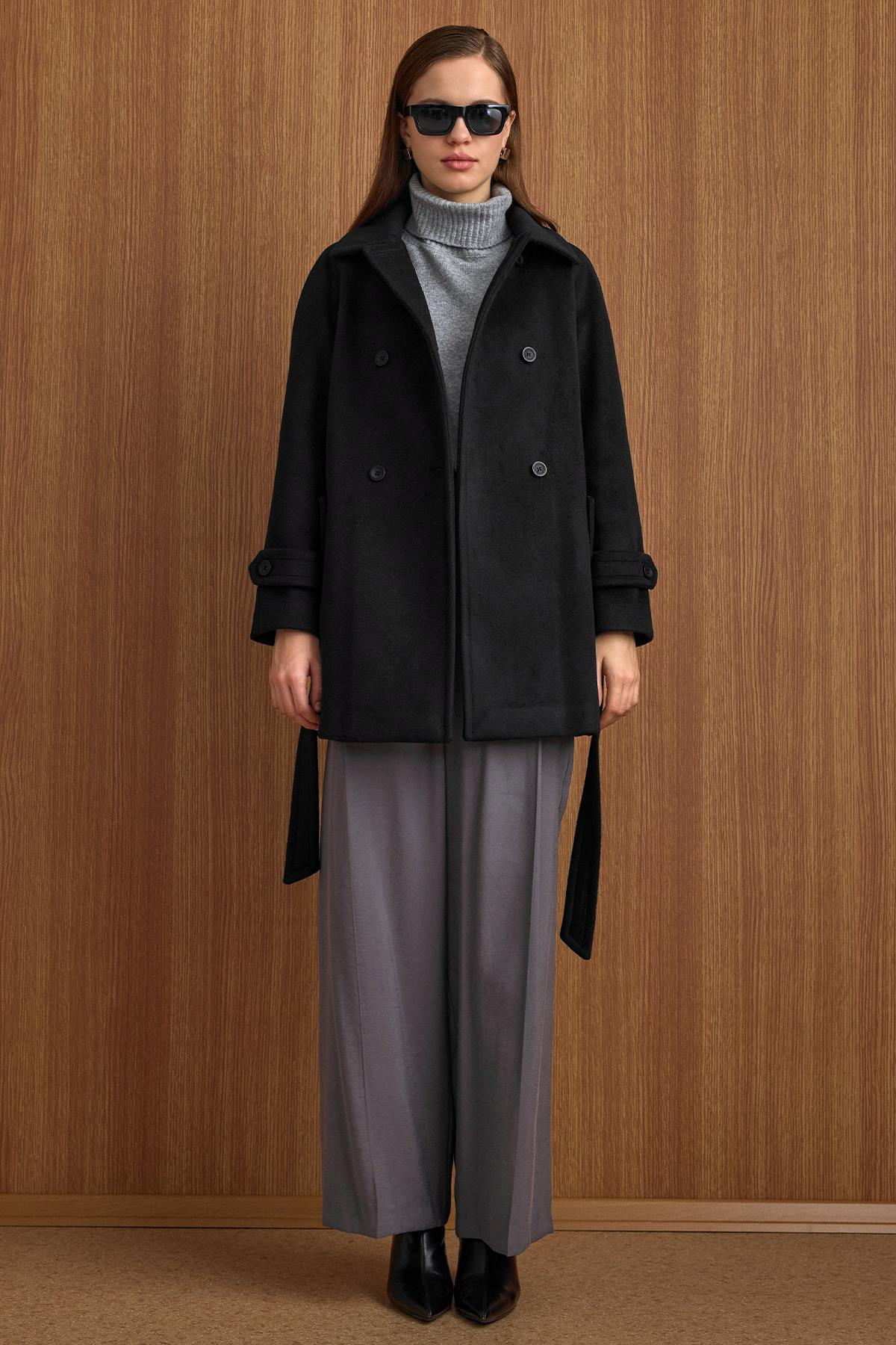 Reglan Kol Kruvaze Kısa Kaban SİYAH 3150