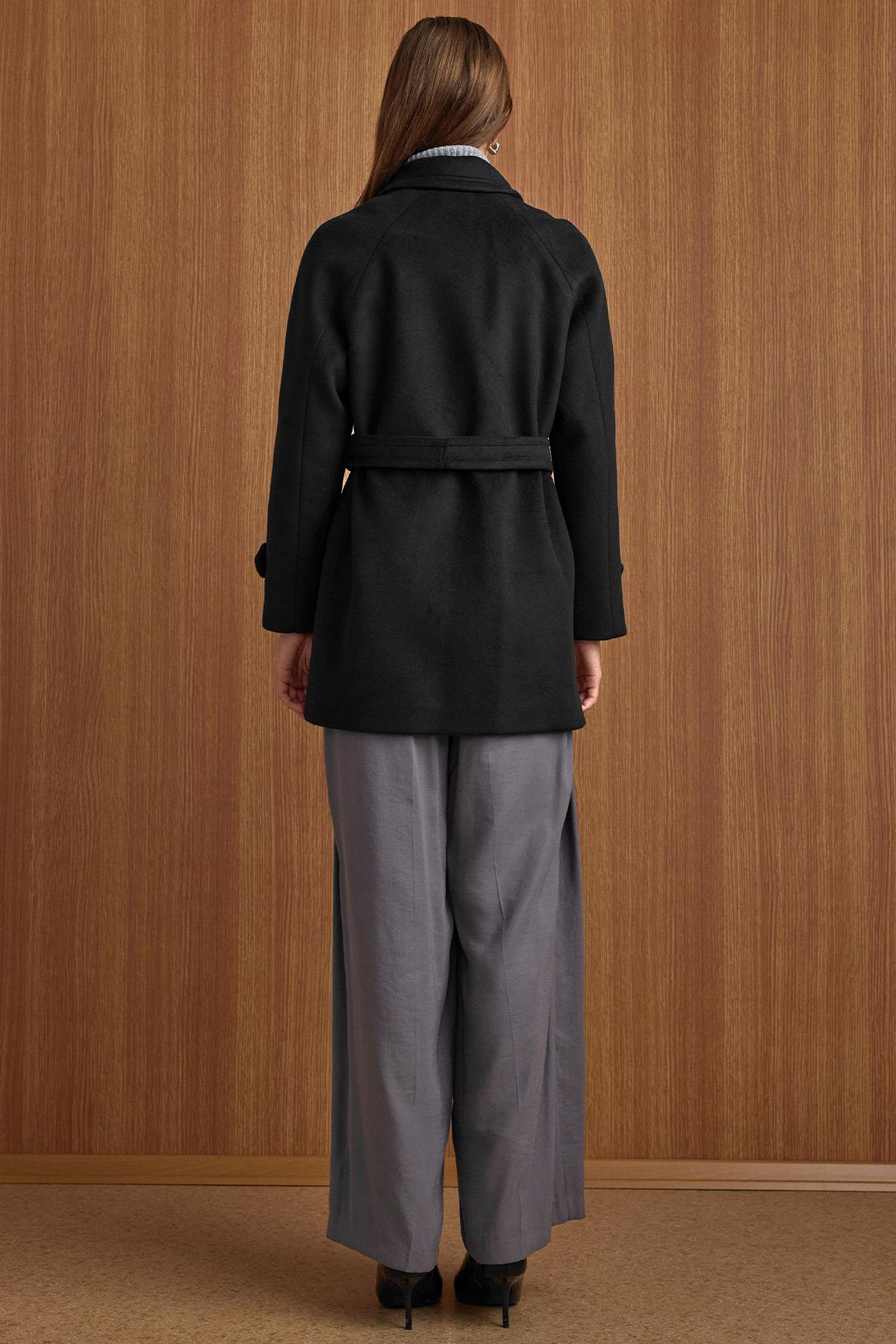 Reglan Kol Kruvaze Kısa Kaban SİYAH 3150