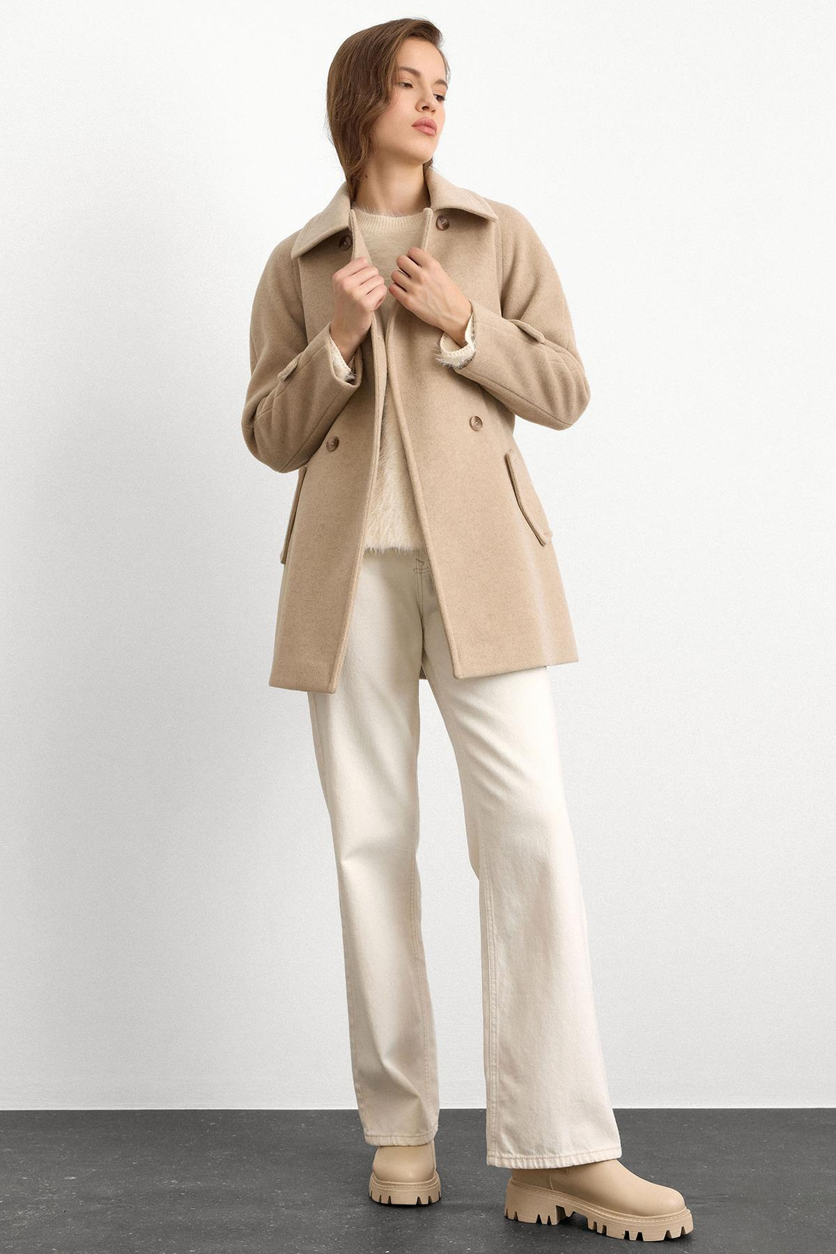 Reglan Kol Kruvaze Kısa Kaban TAŞ 3150