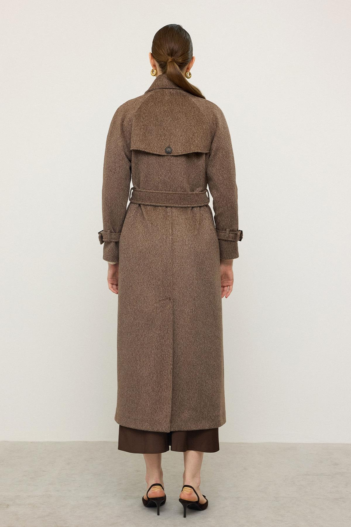 Reglan Kol Pelerin Detaylı Uzun Moher Kaban LATTE 3144