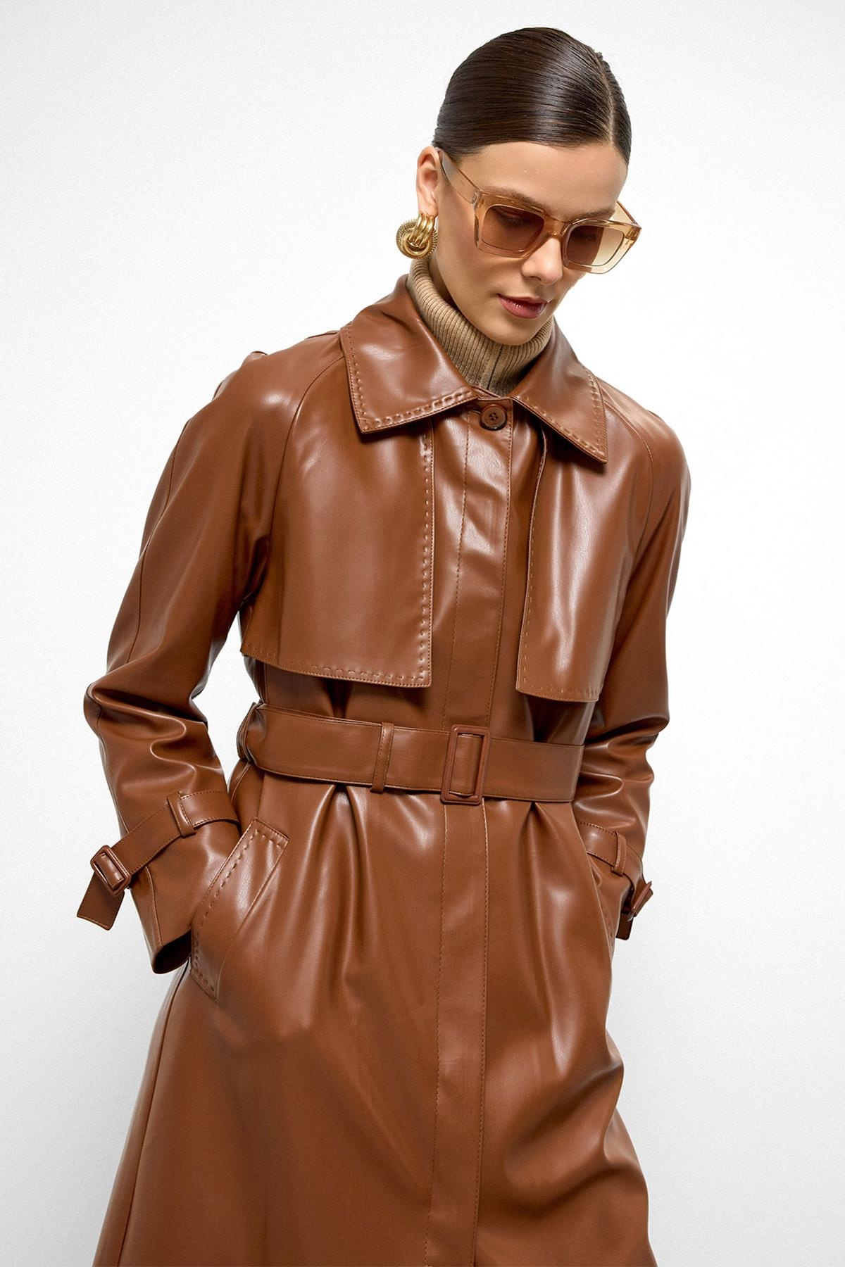 Raglan Sleeve Cape and Point Stitch Detailed Leather Trench Coat CAMEL 6754