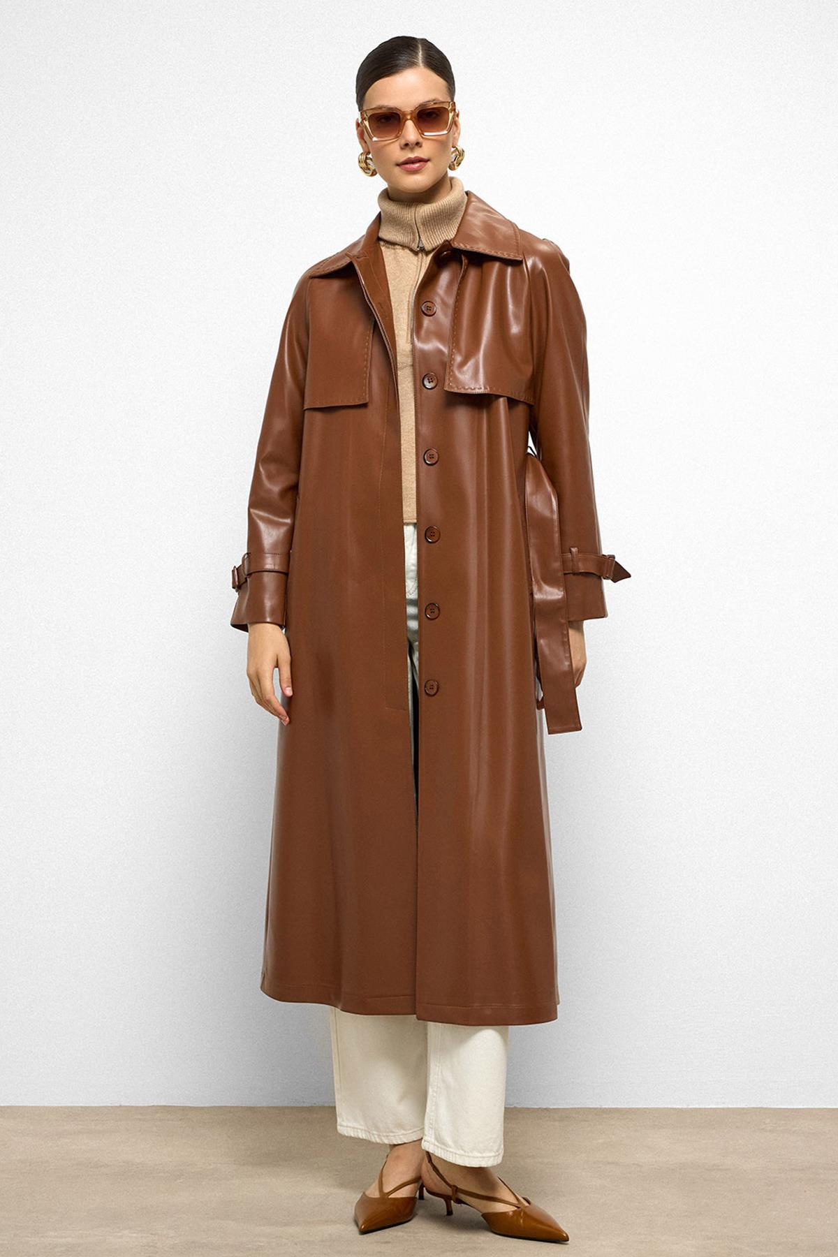 Raglan Sleeve Cape and Point Stitch Detailed Leather Trench Coat CAMEL 6754