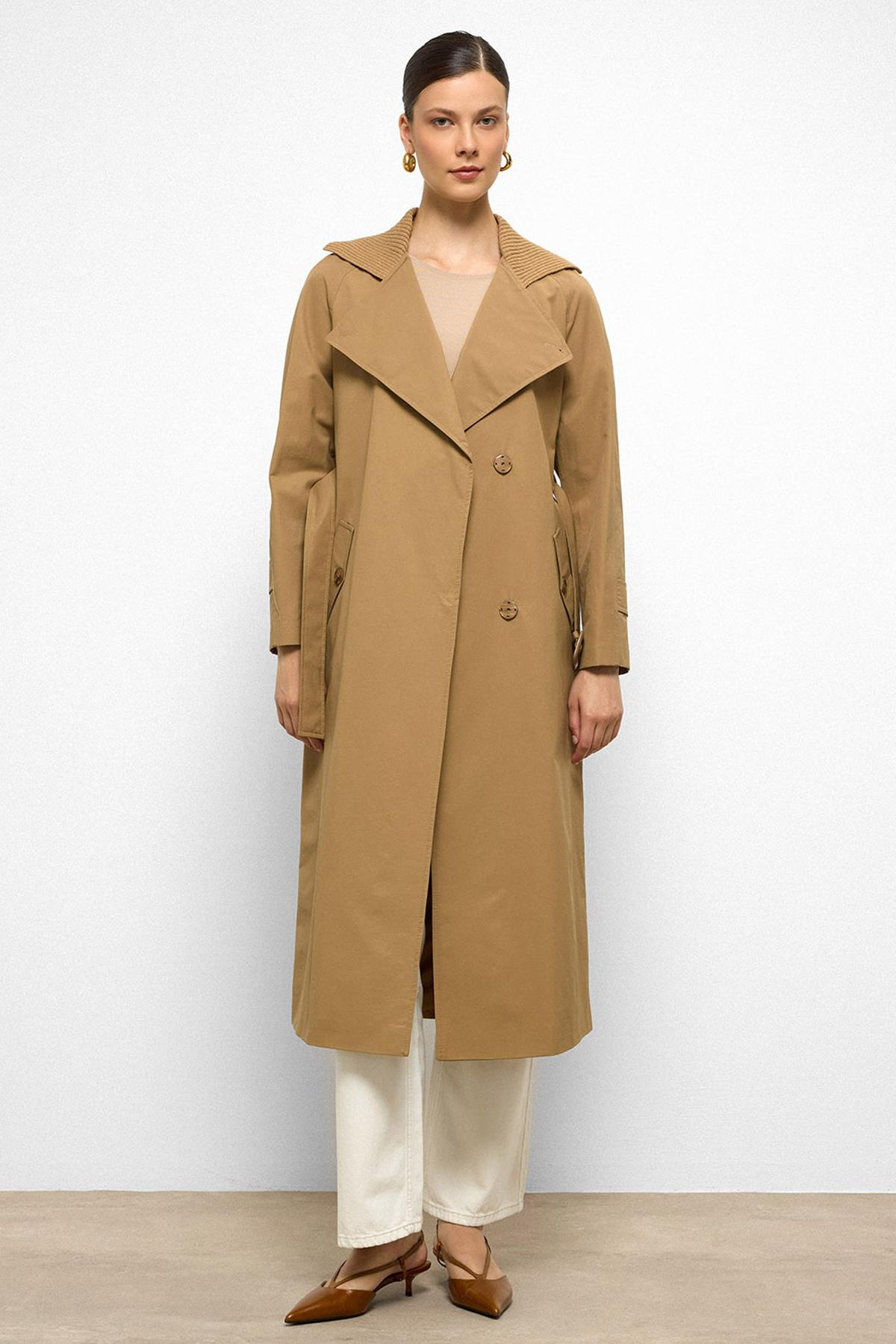 Ribana Yakalı Reglan Kol Su İtici Özellikli Trençkot KAMEL 6758