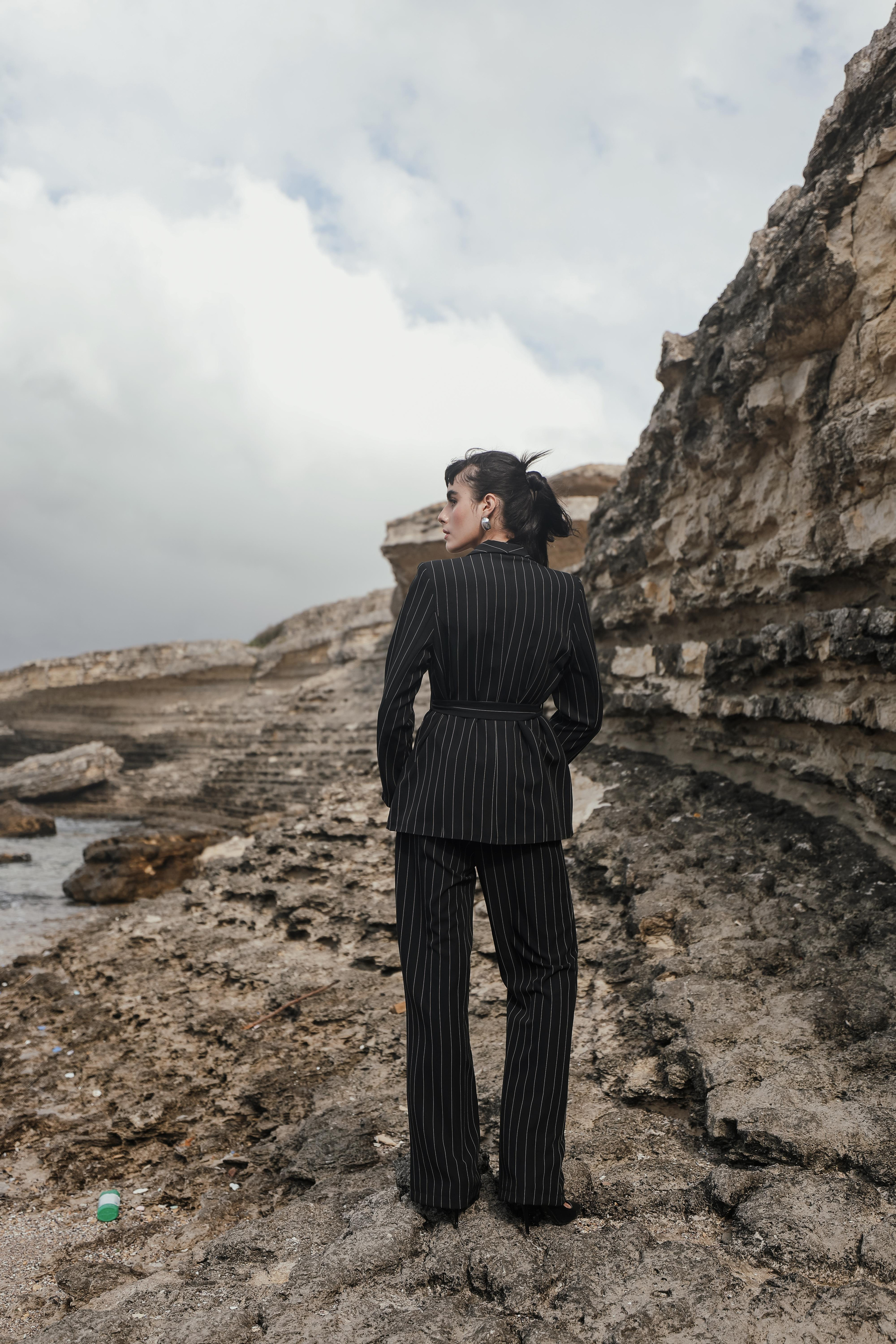 Şal Yaka Çizgi Desenli Ceket Pantolon Takım SİYAH 9259-TK