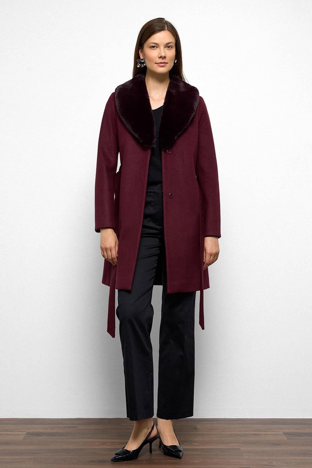 Şal Yaka Kürklü Belden Bağlamalı Kaban MÜRDÜM 3093