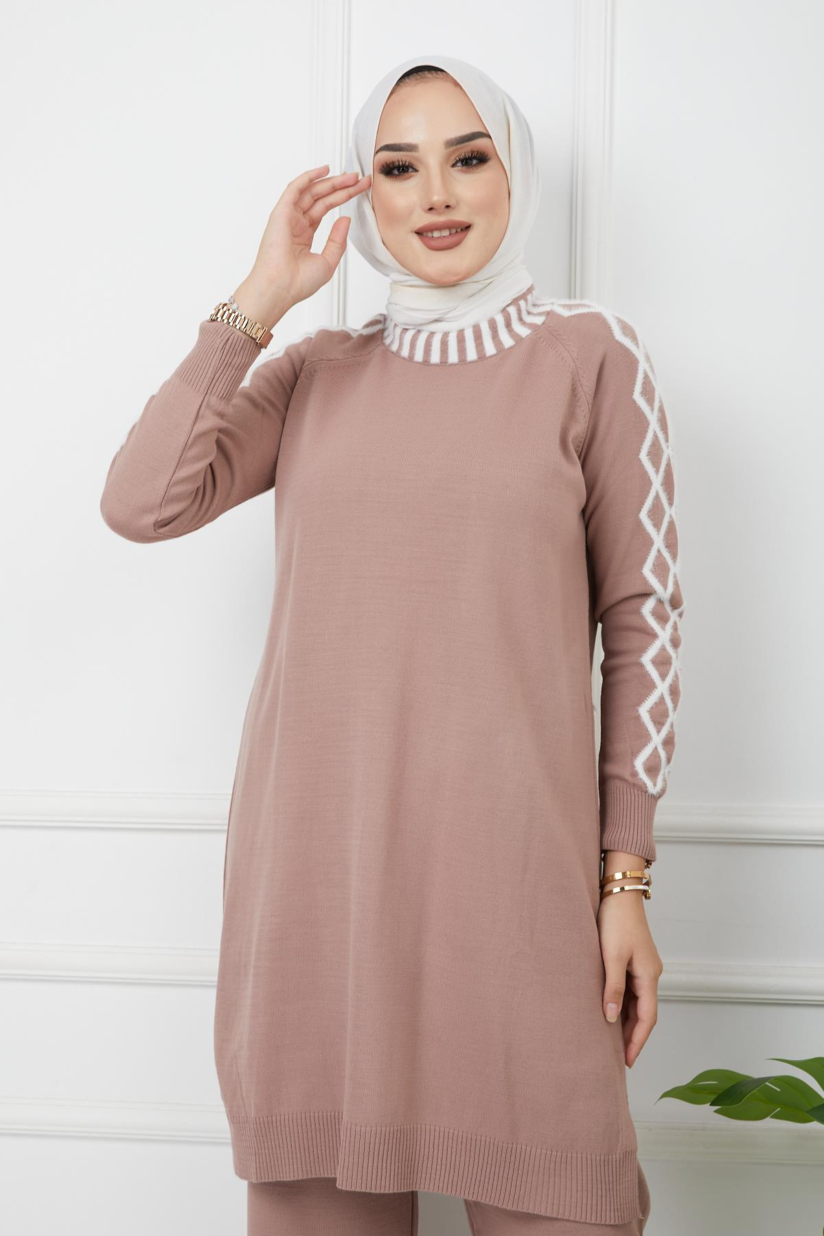 Şerit ve Baklava Desenli Triko Takım PUDRA 9185