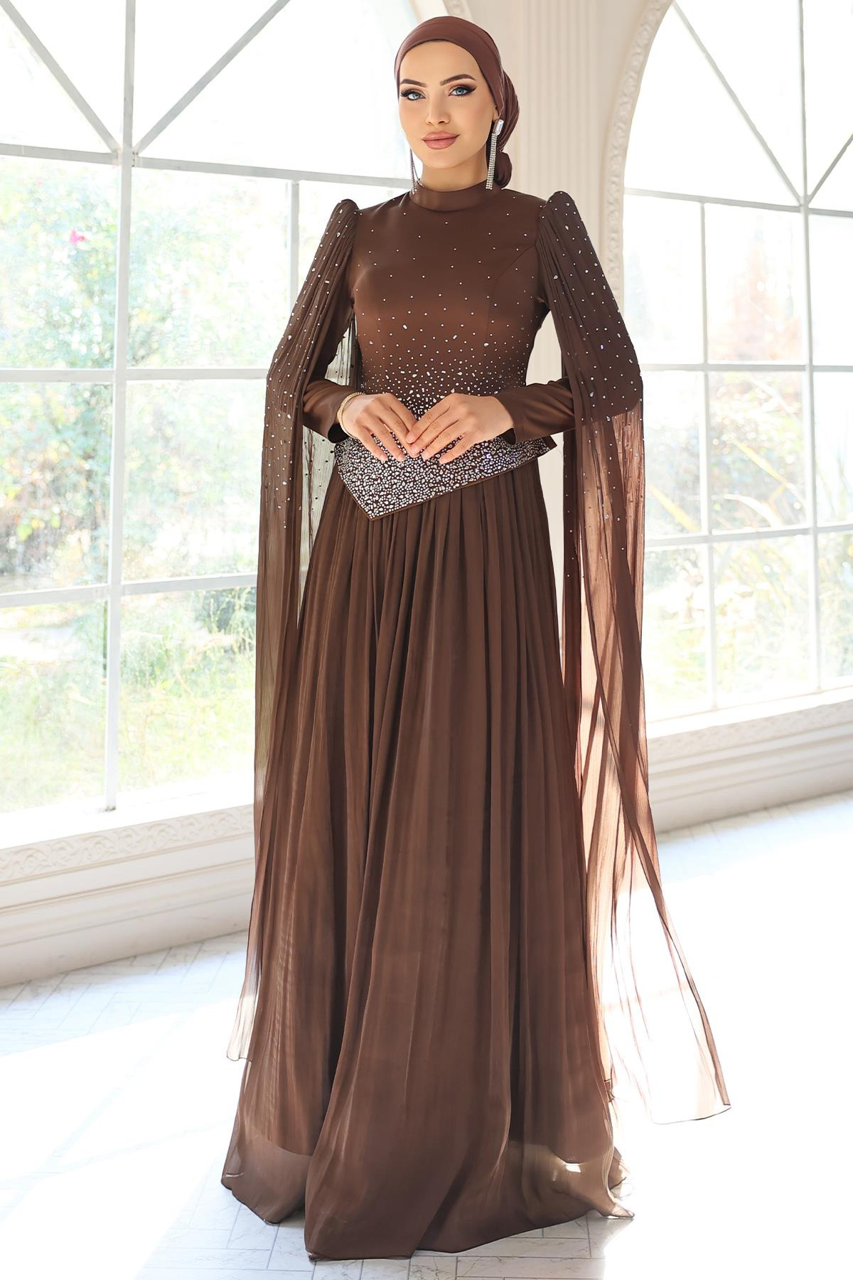 Taş Bezeli Pilise ve Pelerin Detaylı Saten-Yoryo İpek Tesettür Abiye Elbise KAHVE 1054