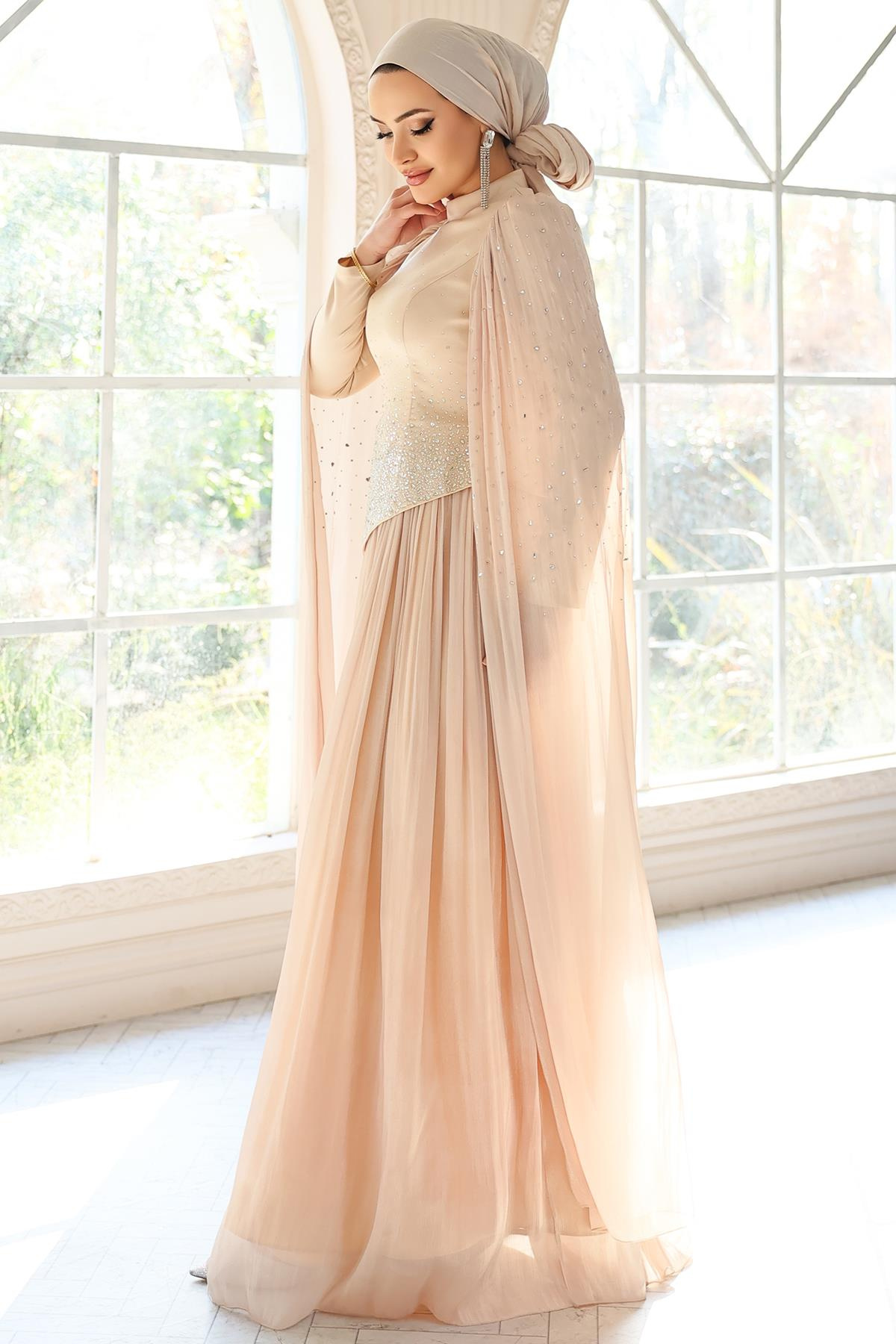 Taş Bezeli Pilise ve Pelerin Detaylı Saten-Yoryo İpek Tesettür Abiye Elbise BEJ 1054