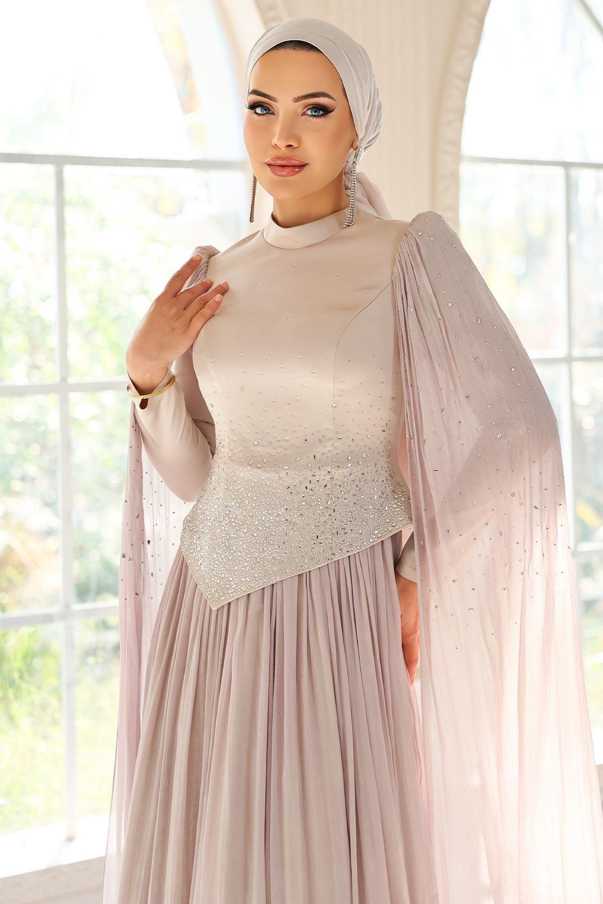 Taş Bezeli Pilise ve Pelerin Detaylı Saten-Yoryo İpek Tesettür Abiye Elbise TAŞ 1054