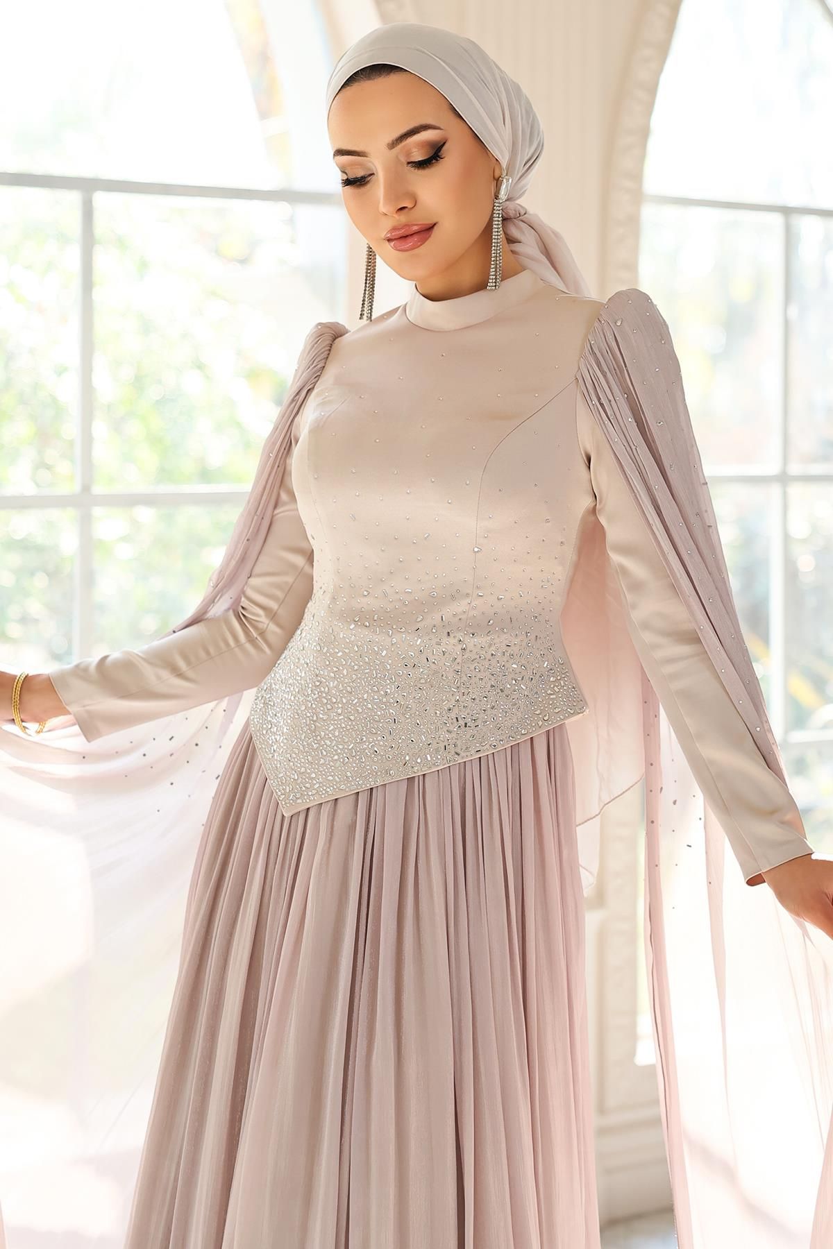 Taş Bezeli Pilise ve Pelerin Detaylı Saten-Yoryo İpek Tesettür Abiye Elbise TAŞ 1054