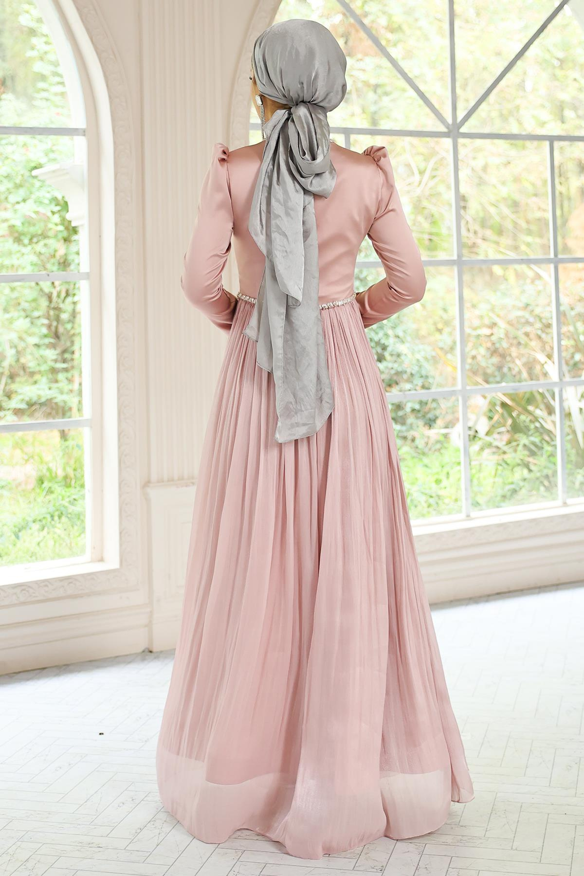 Taş Detaylı Eteği Piliseli Saten ve Yoryo İpek Tesettür Abiye Elbise PUDRA 1046