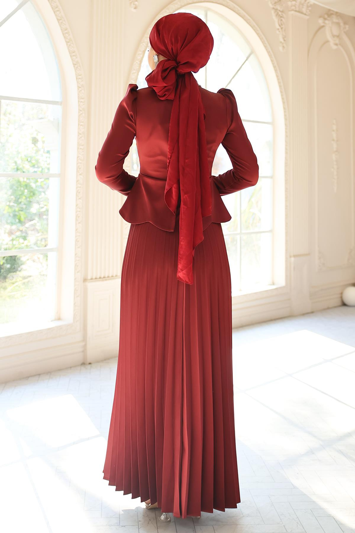 Taş ve İnci Detaylı Piliseli Saten Tesettür Abiye Elbise BORDO 1682
