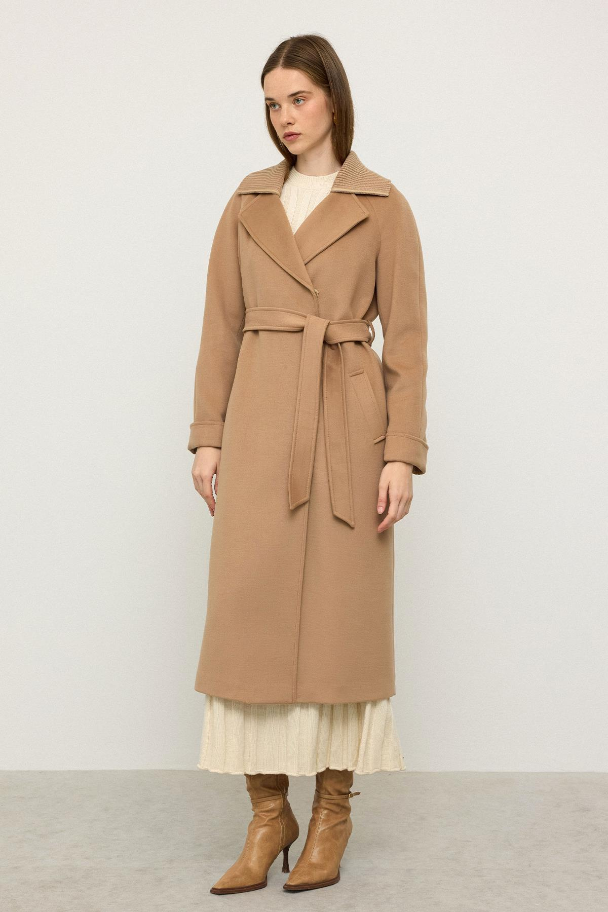 Triko Yakalı Reglan Kol Kaşmir Kaban BİSKÜVİ 3099