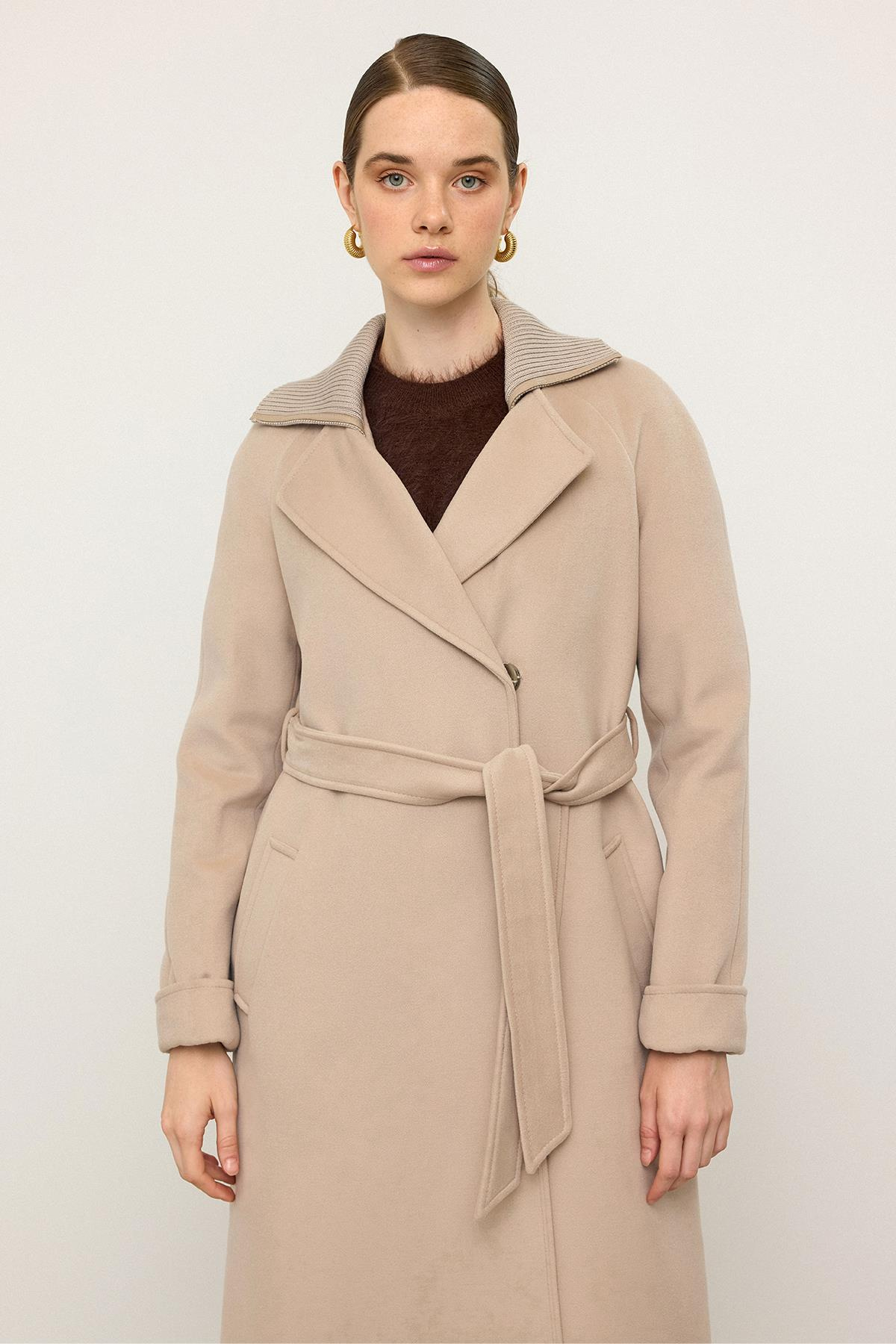 Triko Yakalı Reglan Kol Kaşmir Kaban BEJ 3099