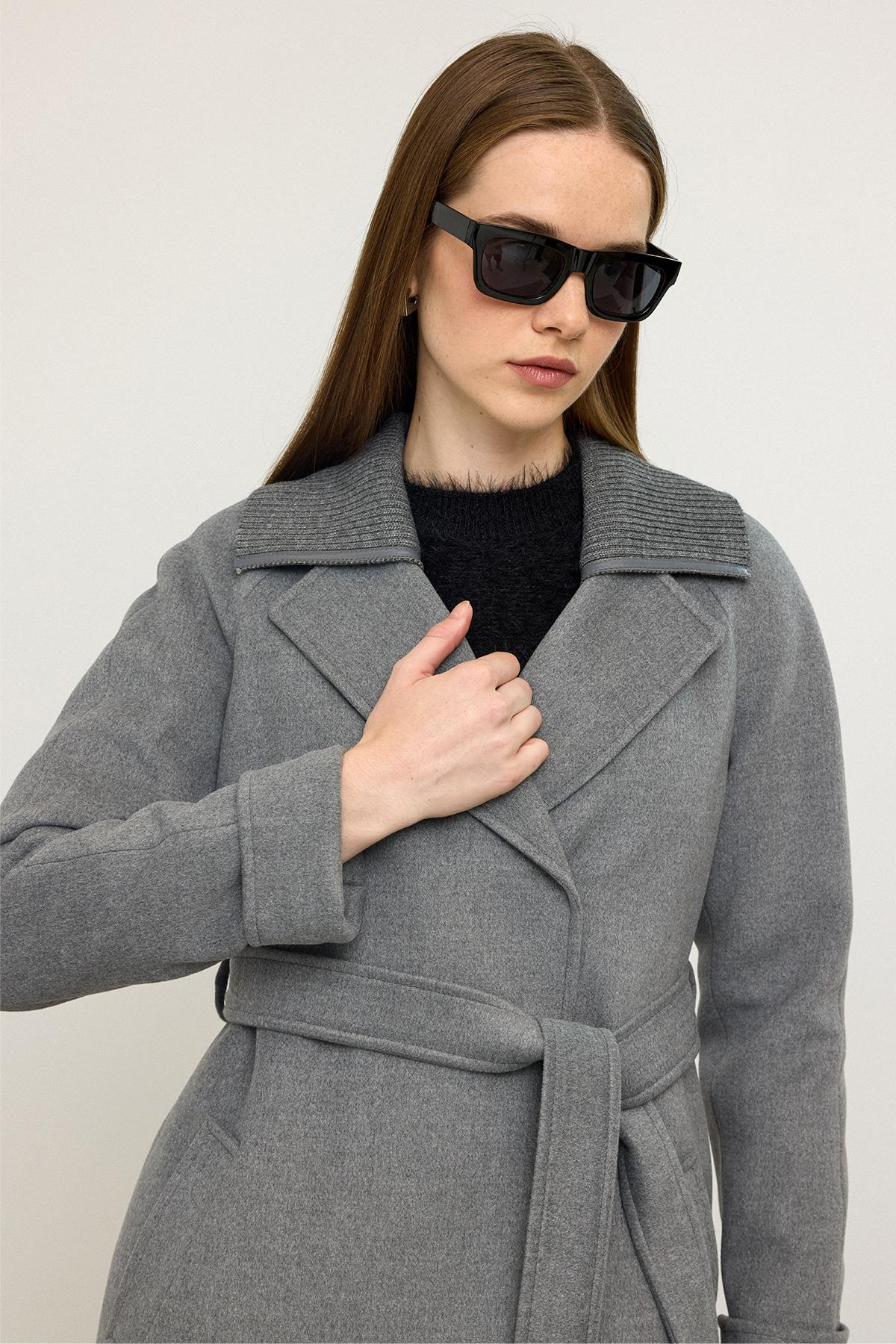 Triko Yakalı Reglan Kol Kaşmir Kaban KOYU GRİ 3099