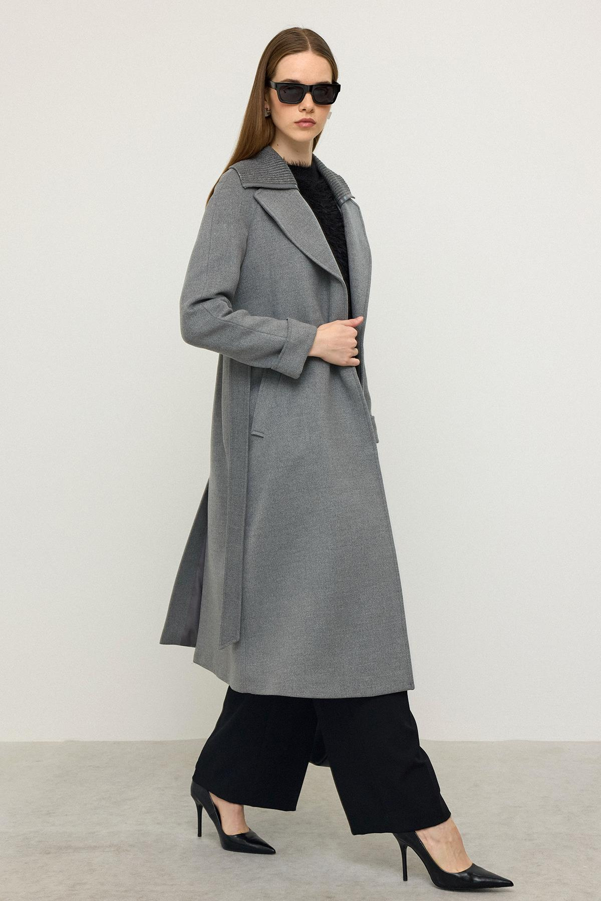 Triko Yakalı Reglan Kol Kaşmir Kaban KOYU GRİ 3099