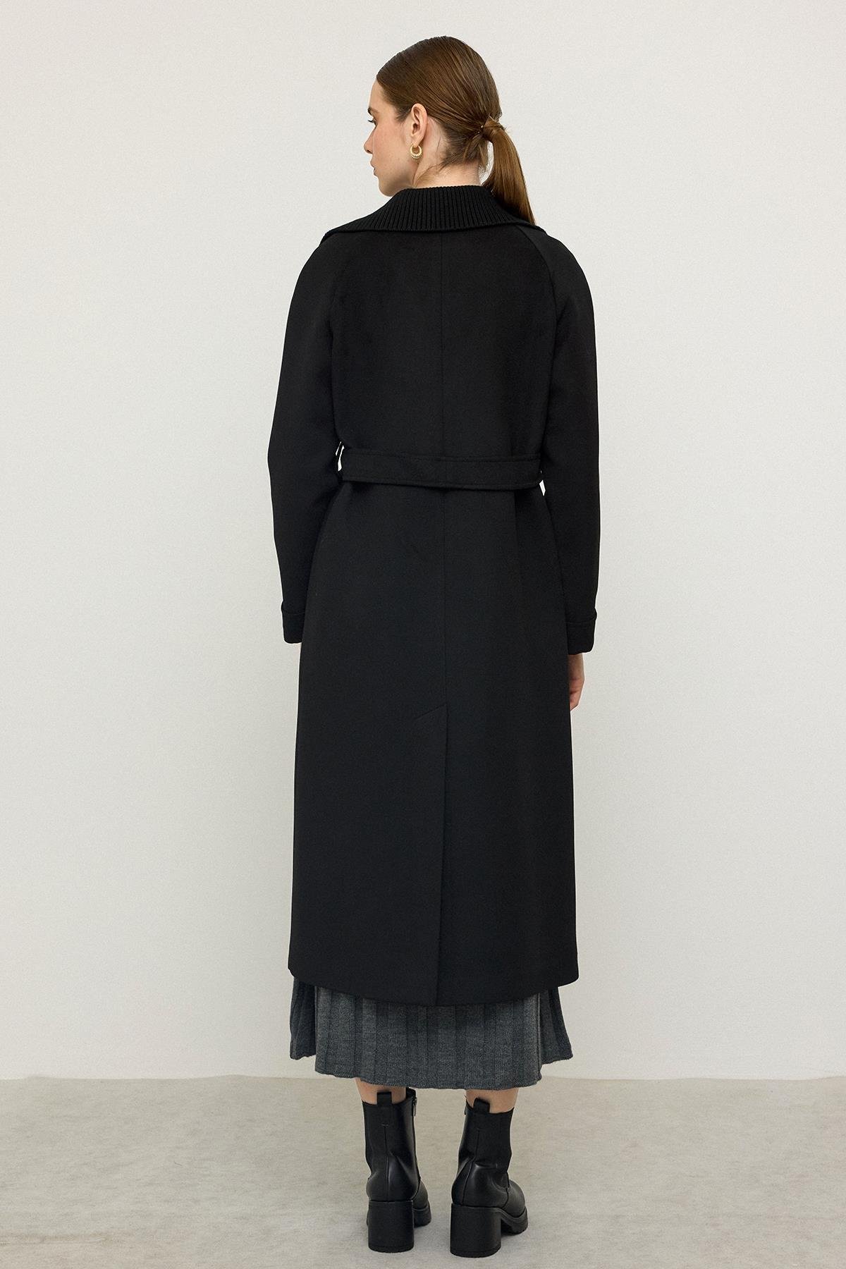 Triko Yakalı Reglan Kol Kaşmir Kaban SİYAH 3099