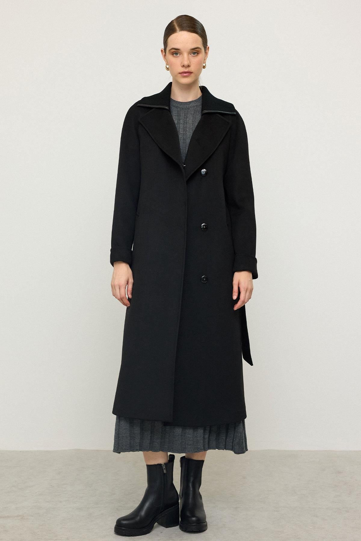 Triko Yakalı Reglan Kol Kaşmir Kaban SİYAH 3099