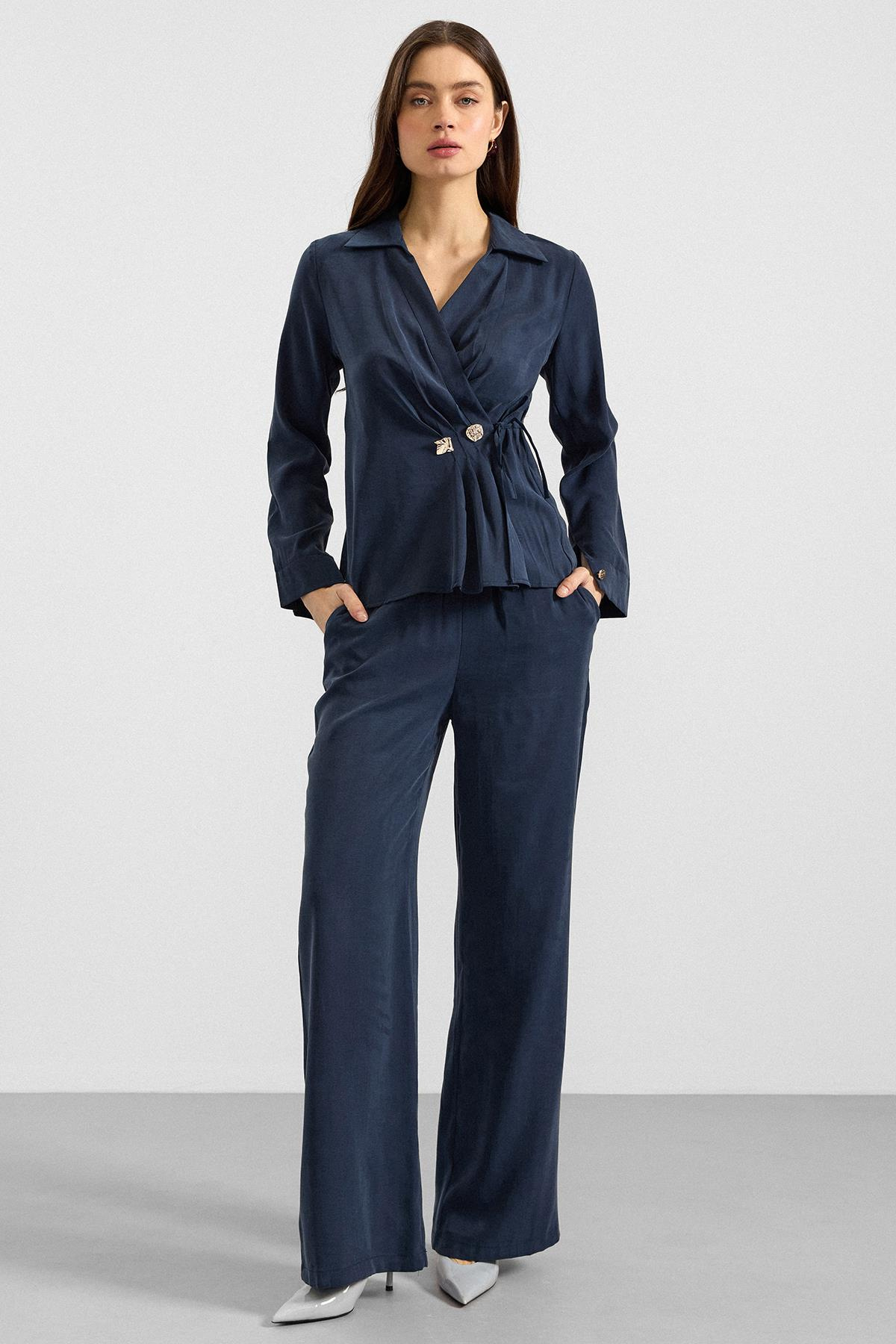 V Yaka Bağlamalı Modal Gömlek LACİVERT 9407