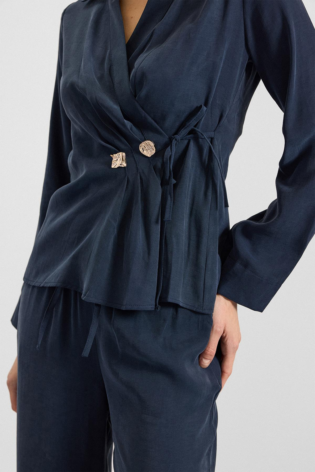 V Yaka Bağlamalı Modal Gömlek LACİVERT 9407