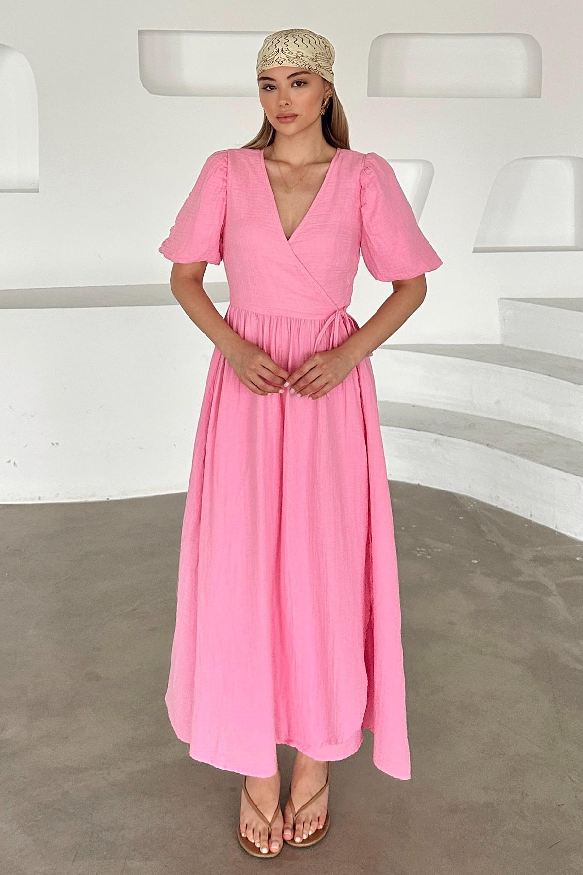 V Yaka Belden Bağlamalı Müslin Elbise PEMBE 9354-E