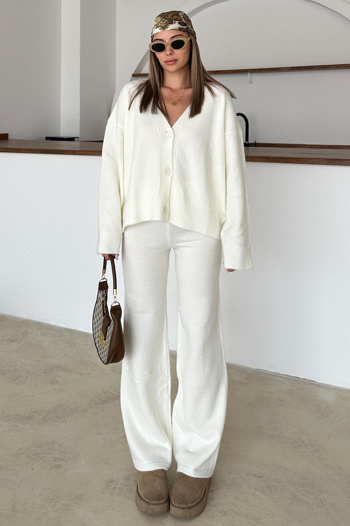 V Yaka Hırka Pantolon Triko Takım EKRU 9368-TK