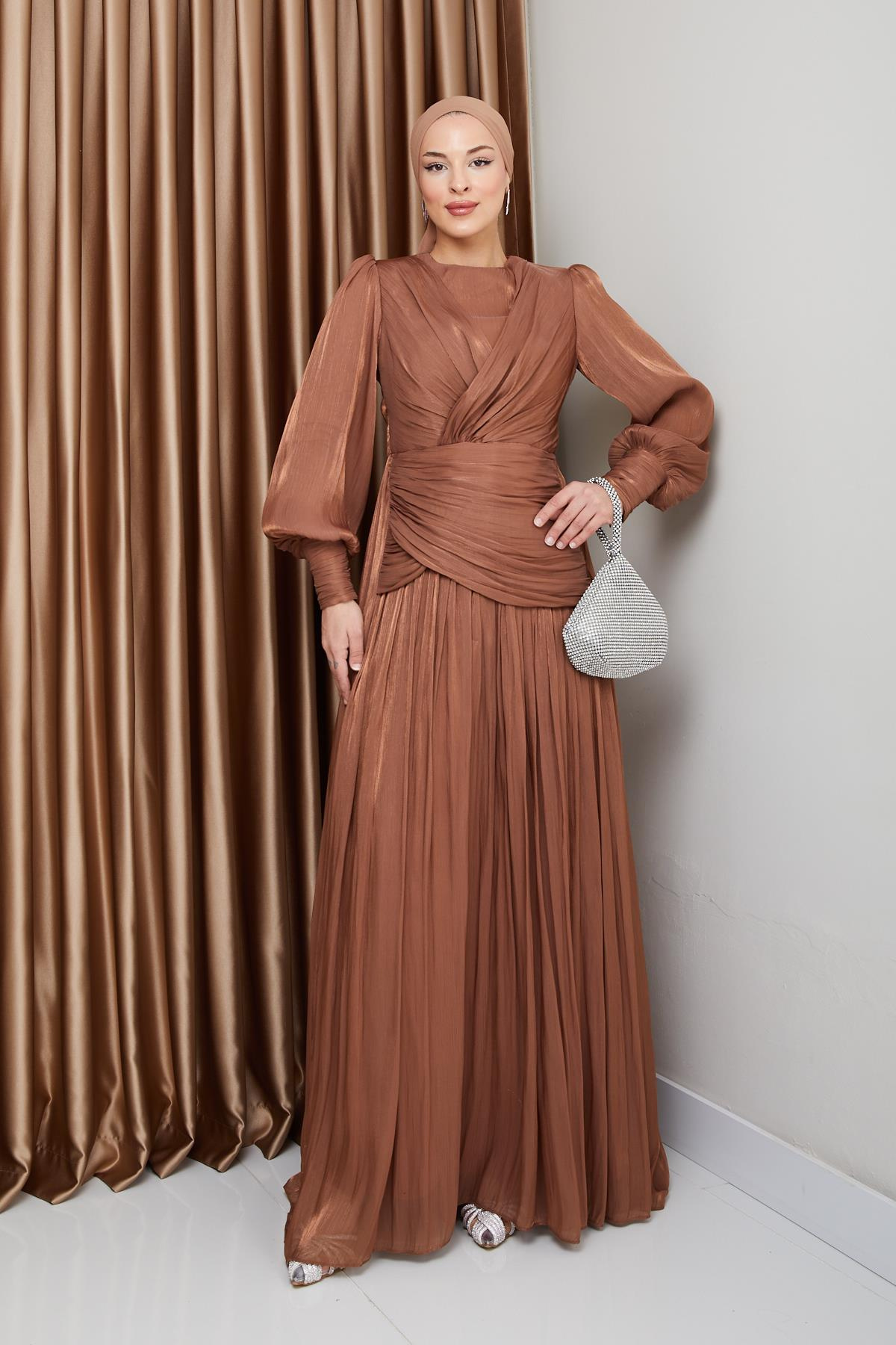 Volan ve Plise Detaylı Kristal Şifon Tesettür Abiye Elbise TABA 1230
