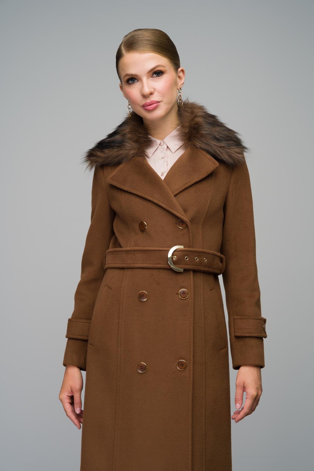 Yakası Çıkabilen Kürklü Kruvaze Manto TÜTÜN 3991