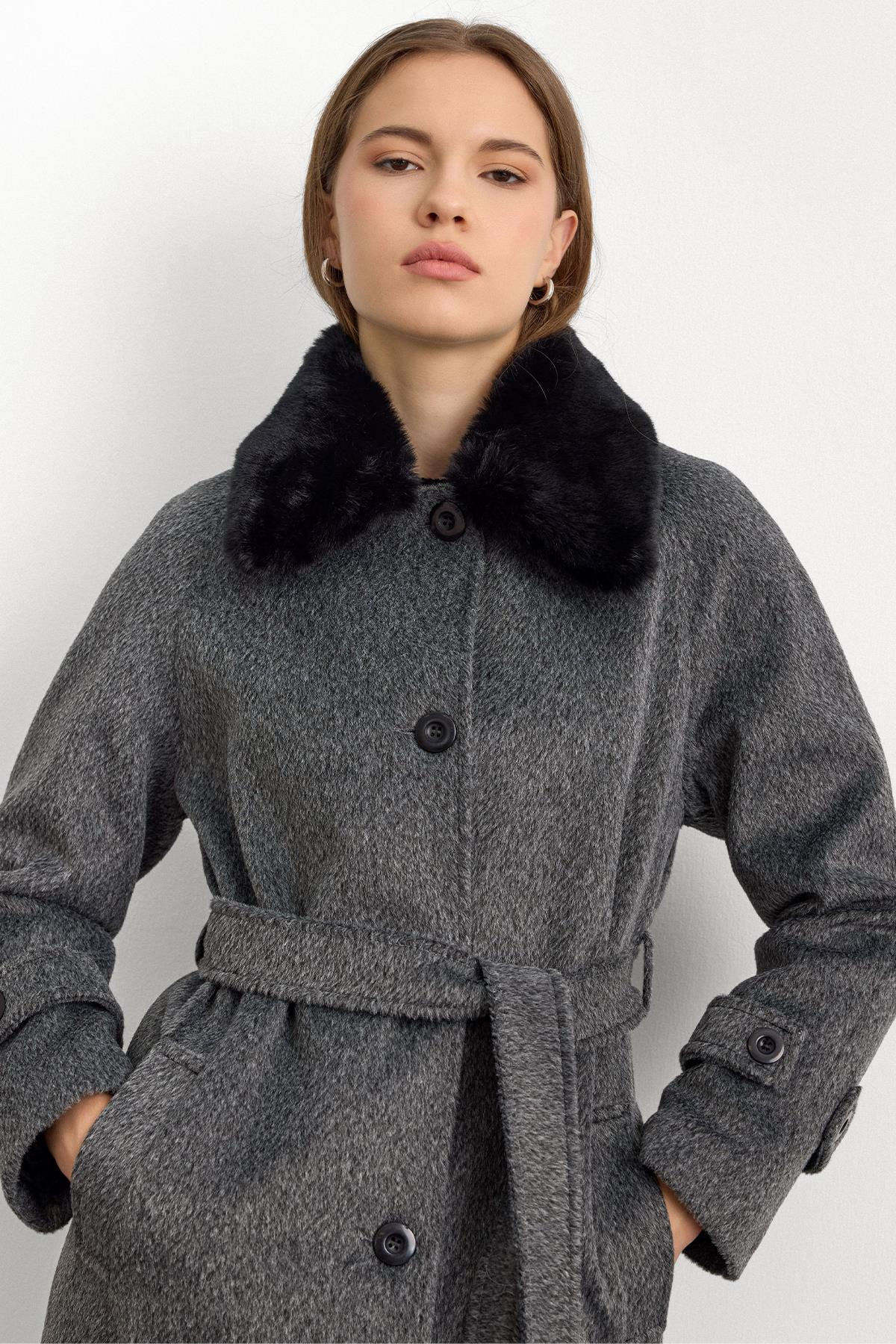 معطف طويل من الموهير مع طوق فرو قابل للإزالة أنثراسايت 3151