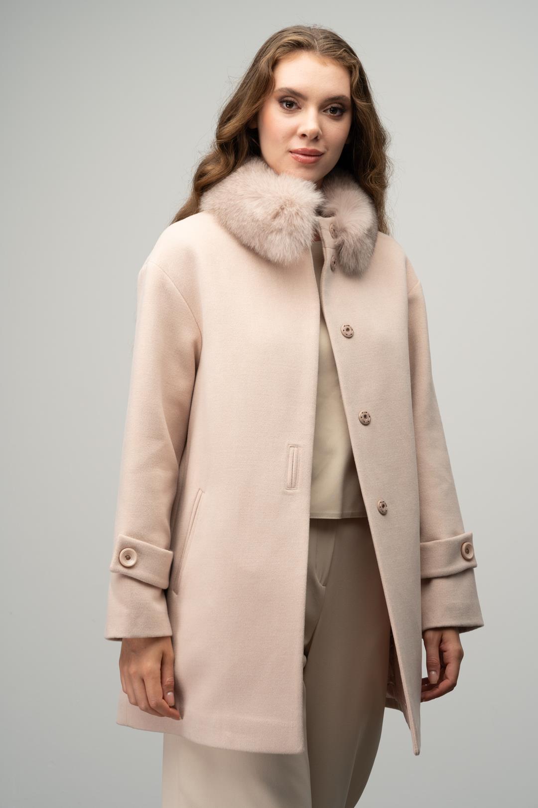 Yakası Çıkabilir Kürklü Oversize Kısa Kaşmir Kaban A. PUDRA 3051-TK