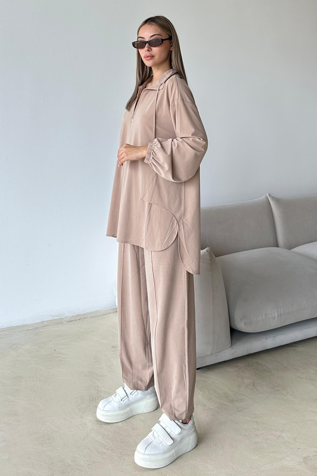 Yakası Fermuar Detaylı Premium Örme Kumaş Tunik Pantolon Takım KAMEL 9375-TK