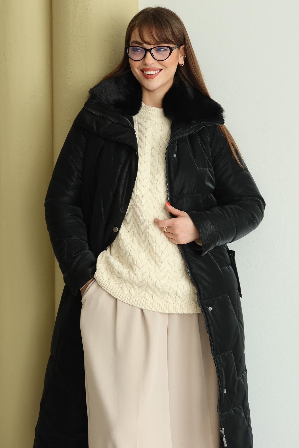 Yakası Kürk Detaylı Fermur Desenli Kapitone Uzun Mont SİYAH 6801