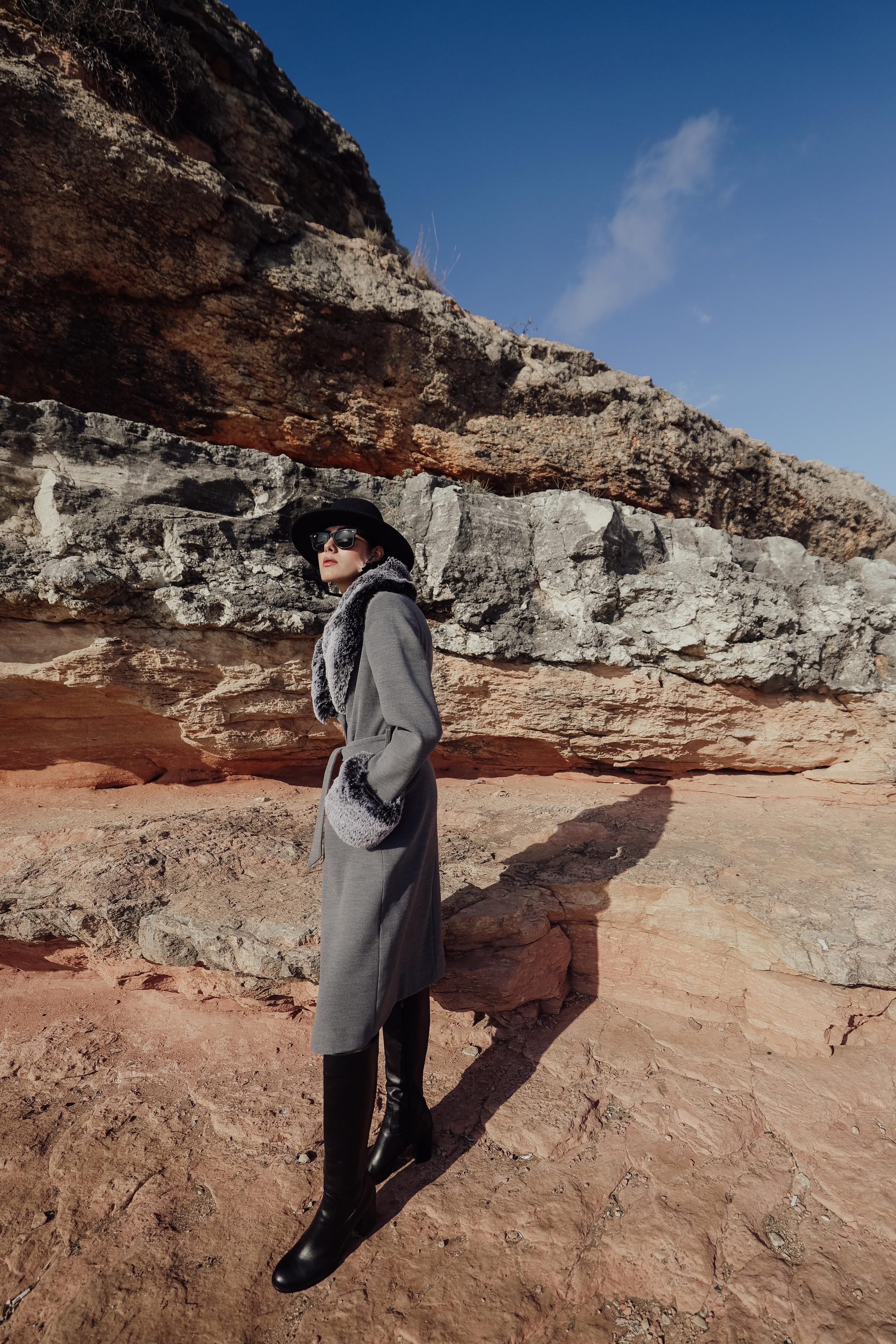 Fur-Lined Double-Breasted Mid-Length Coat with Detachable Collar and Sleeves GREY 3043