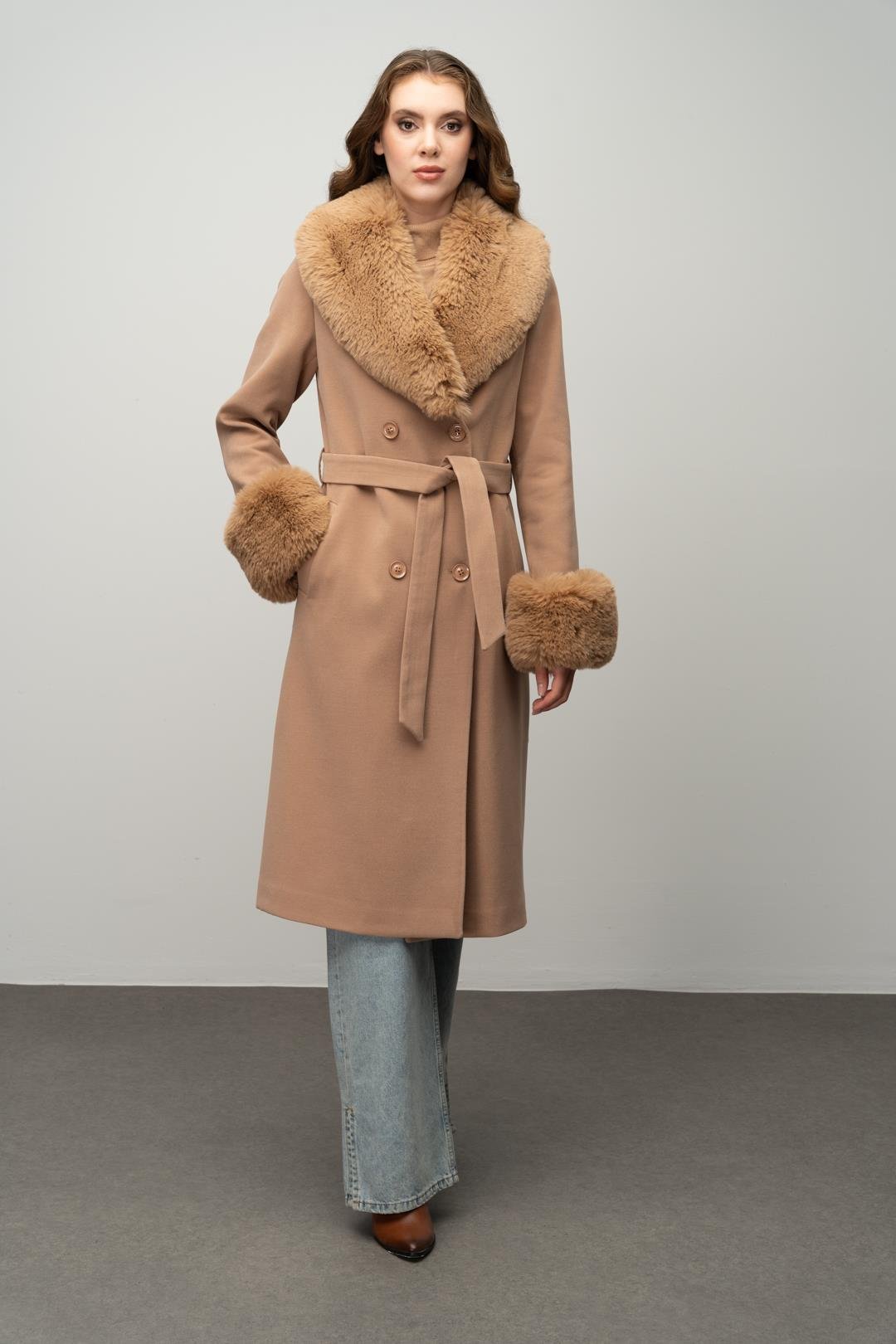 Fur-Lined Double-Breasted Mid-Length Coat with Detachable Collar and Sleeves CAMEL 3043