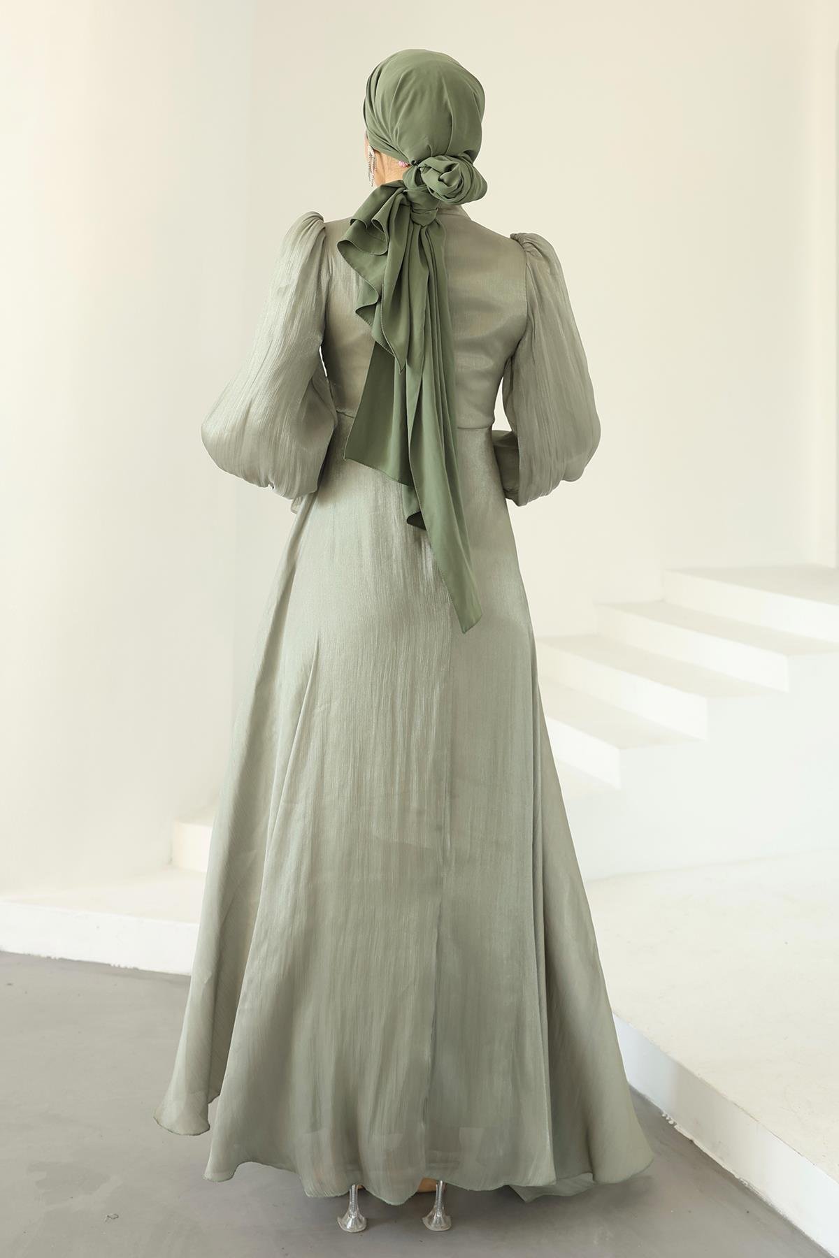 Yandan Bağlamalı Manşet Detaylı Yoryo İpek Tesettür Abiye AÇIK YEŞİL 1241