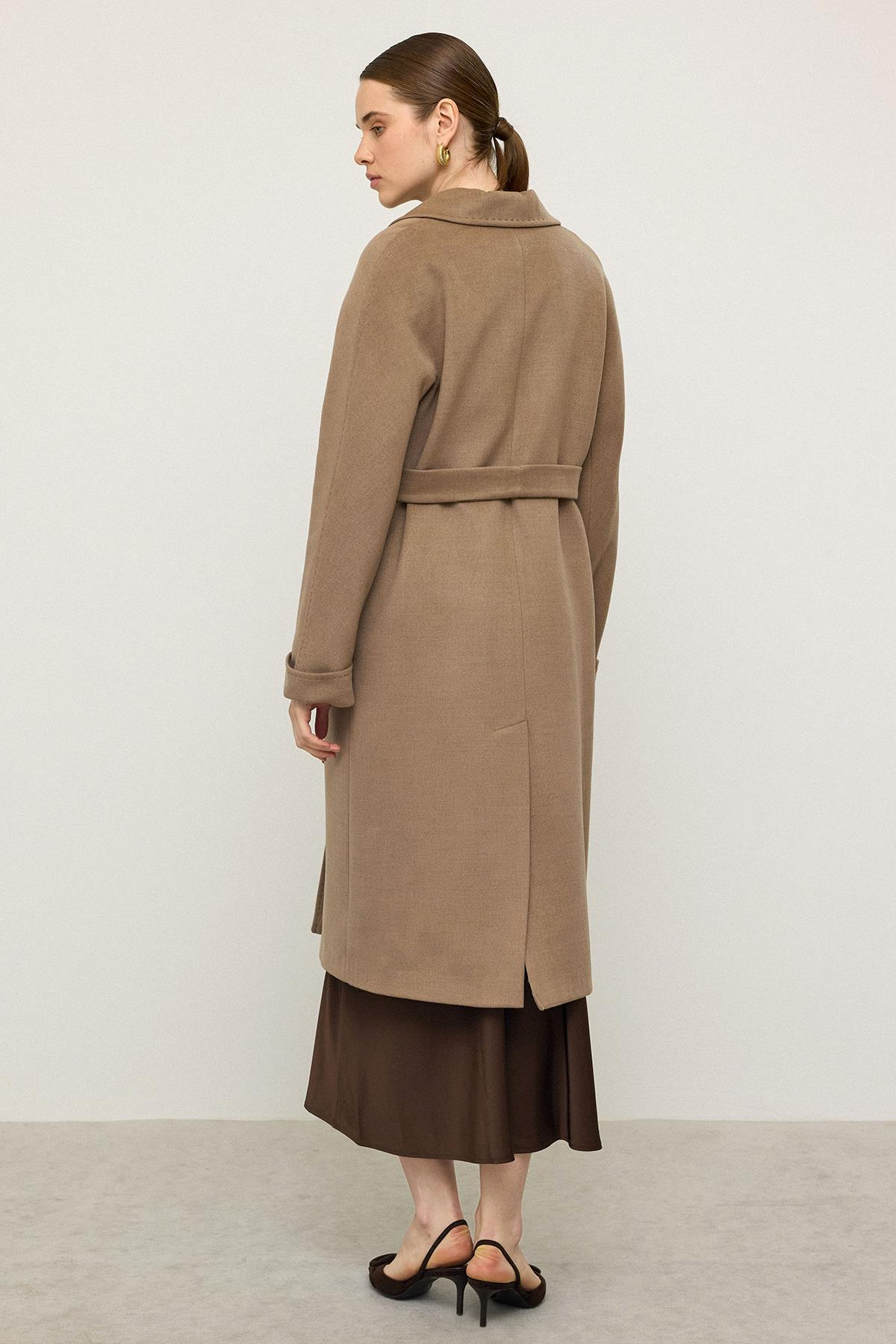 Yarasa Kol Punto Dikiş Detaylı Kaşmir Kaban K. KAMEL 3101