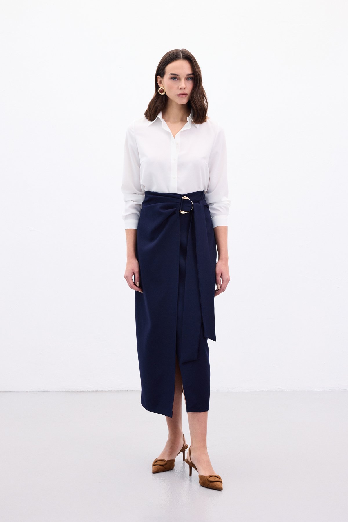 Aksesuar Kuşaklı Yırtmaçlı  Etek - Lacivert