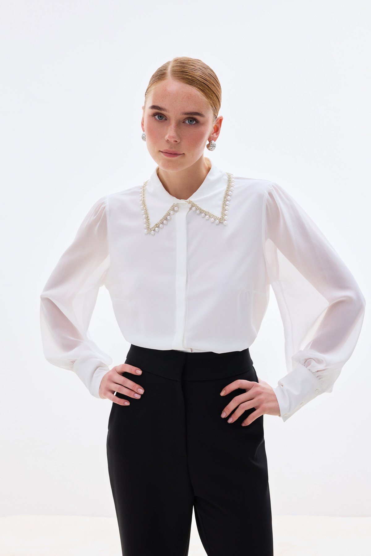 Aksesuar Yakalı Gömlek - Ekru