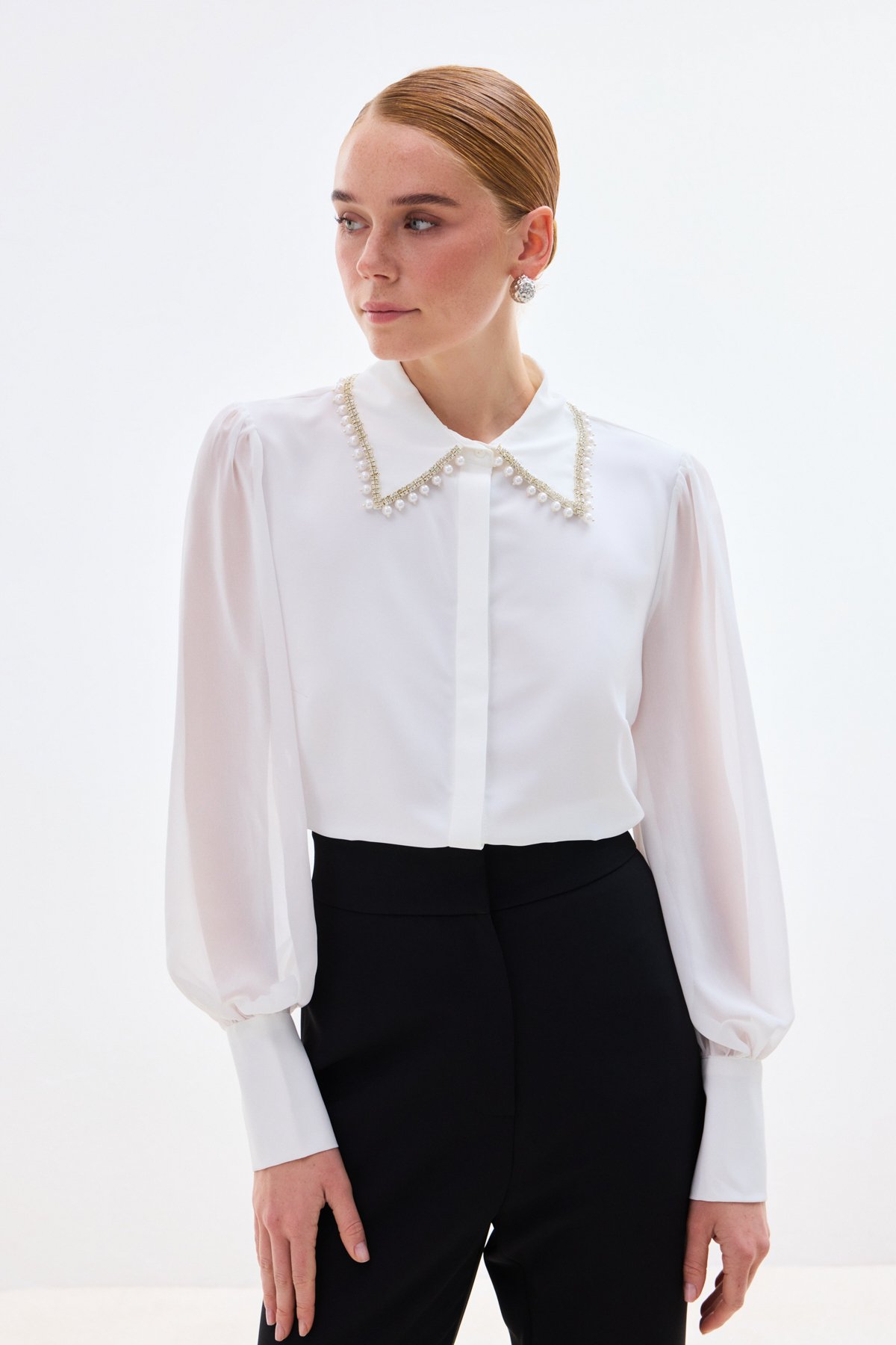 Aksesuar Yakalı Gömlek - Ekru