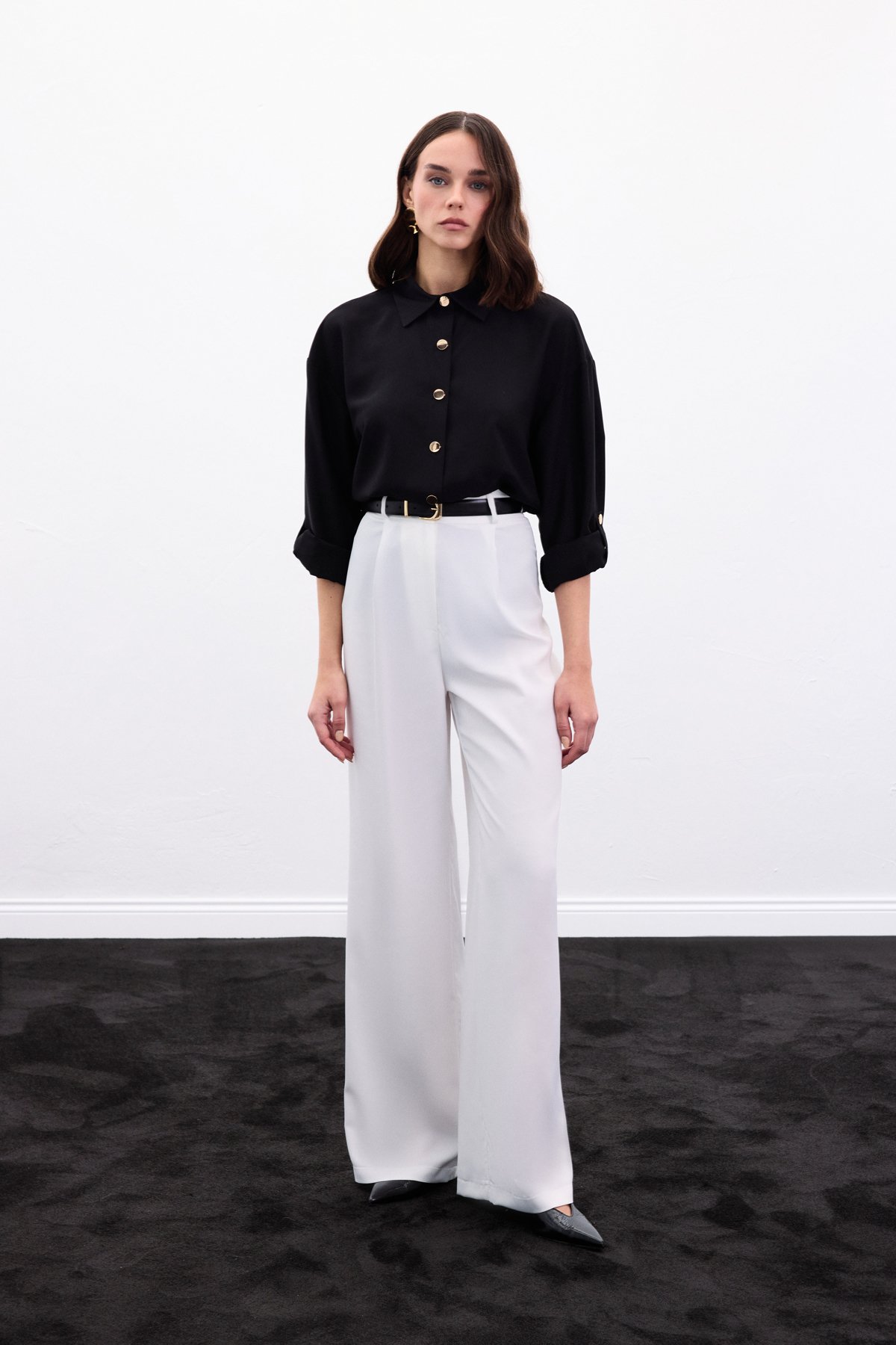 Çıtçıt Detaylı Gömlek - Siyah