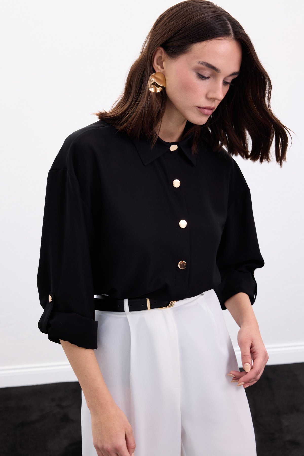 Çıtçıt Detaylı Gömlek - Siyah