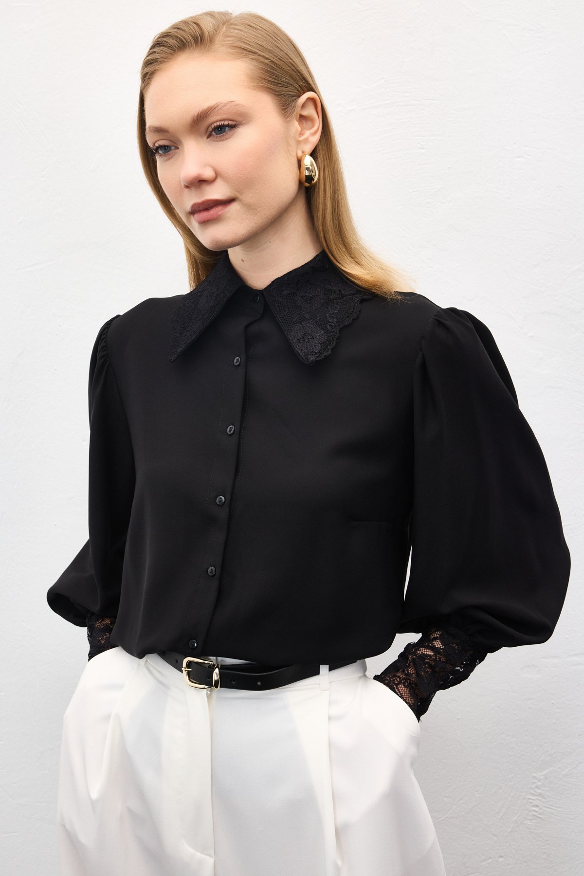 Dantel Manşetli Gömlek - Siyah