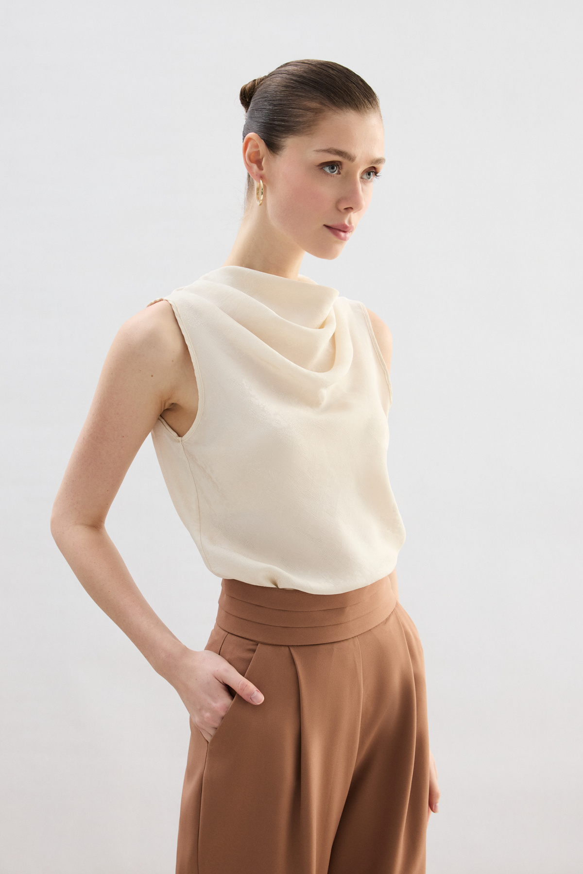 Degaje Yaka Bluz - Taş