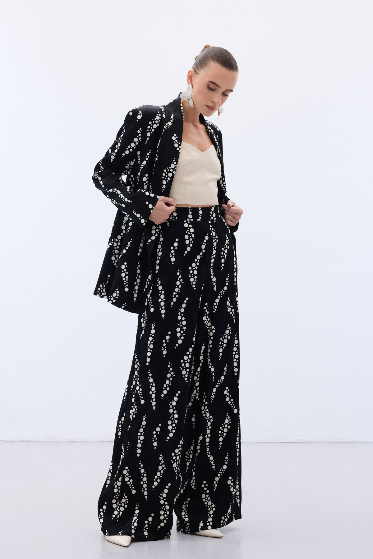 Desenli Bol Paça Pantolon - Siyah