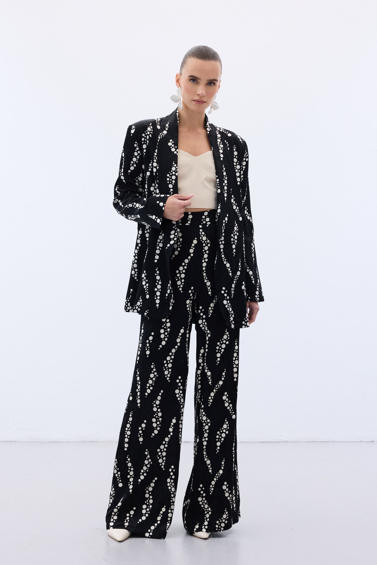 Desenli Bol Paça Pantolon - Siyah