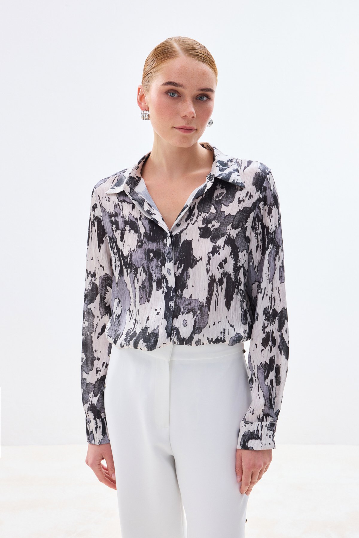 Desenli Düz Kesim Gömlek - Siyah