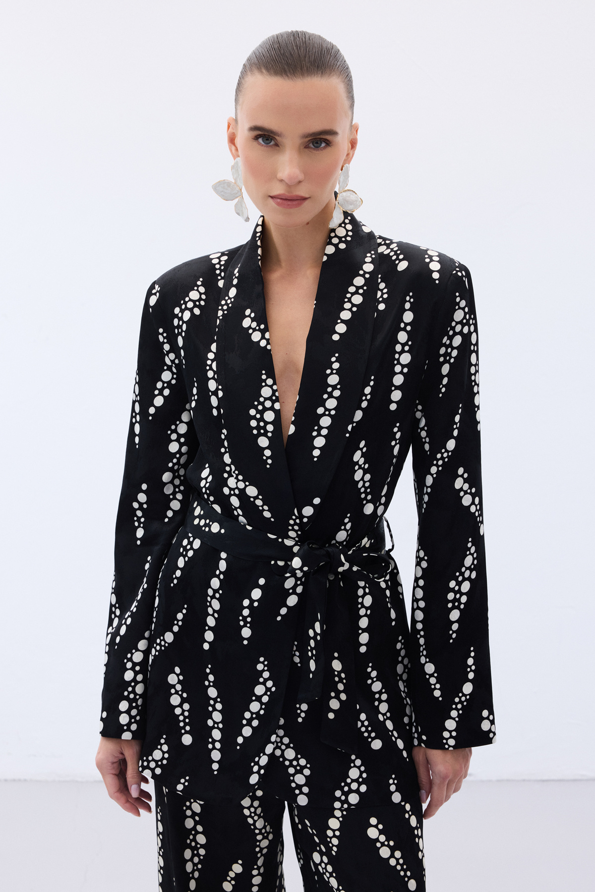 Desenli Uzun Ceket - Siyah