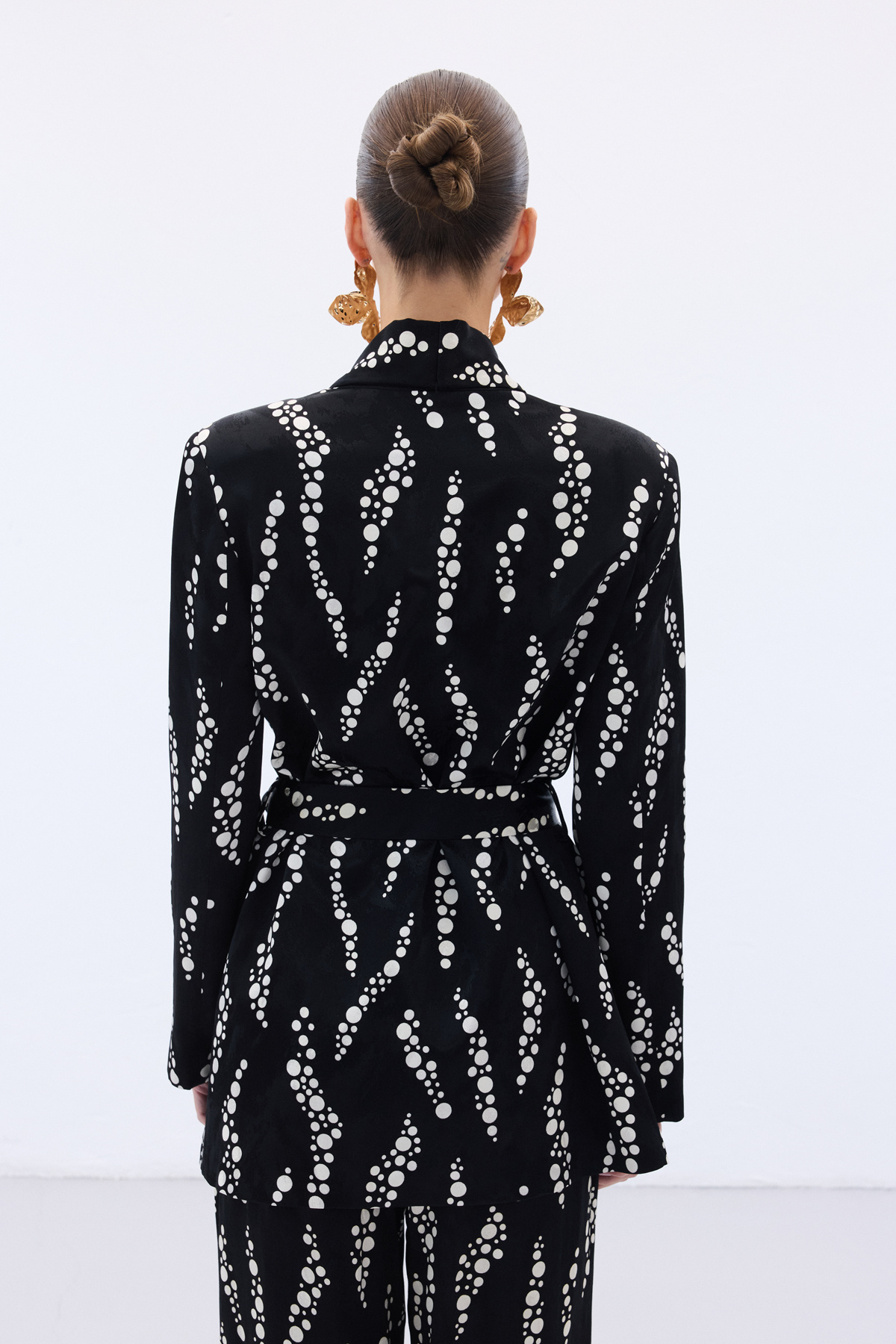 Desenli Uzun Ceket - Siyah