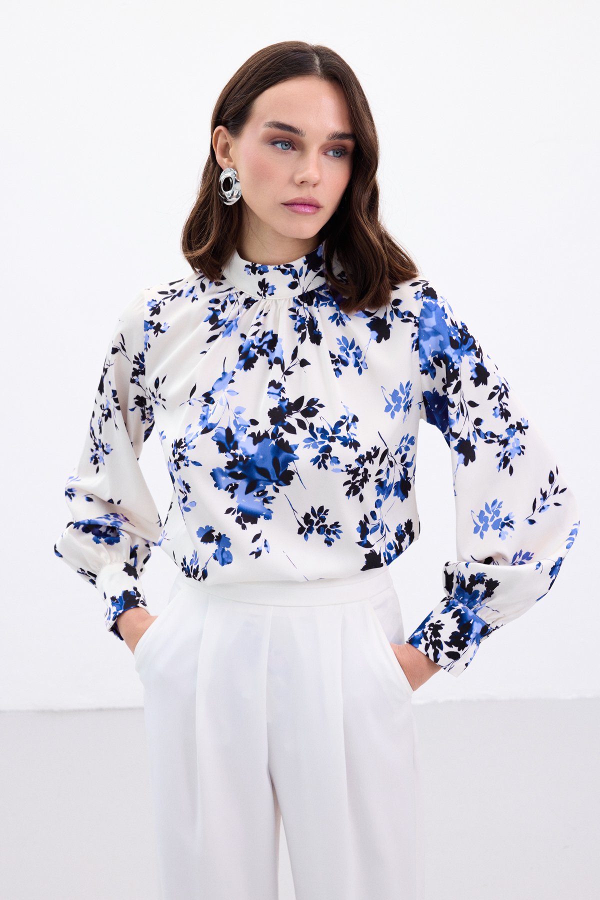 Dik Yaka Bluz - Mavi